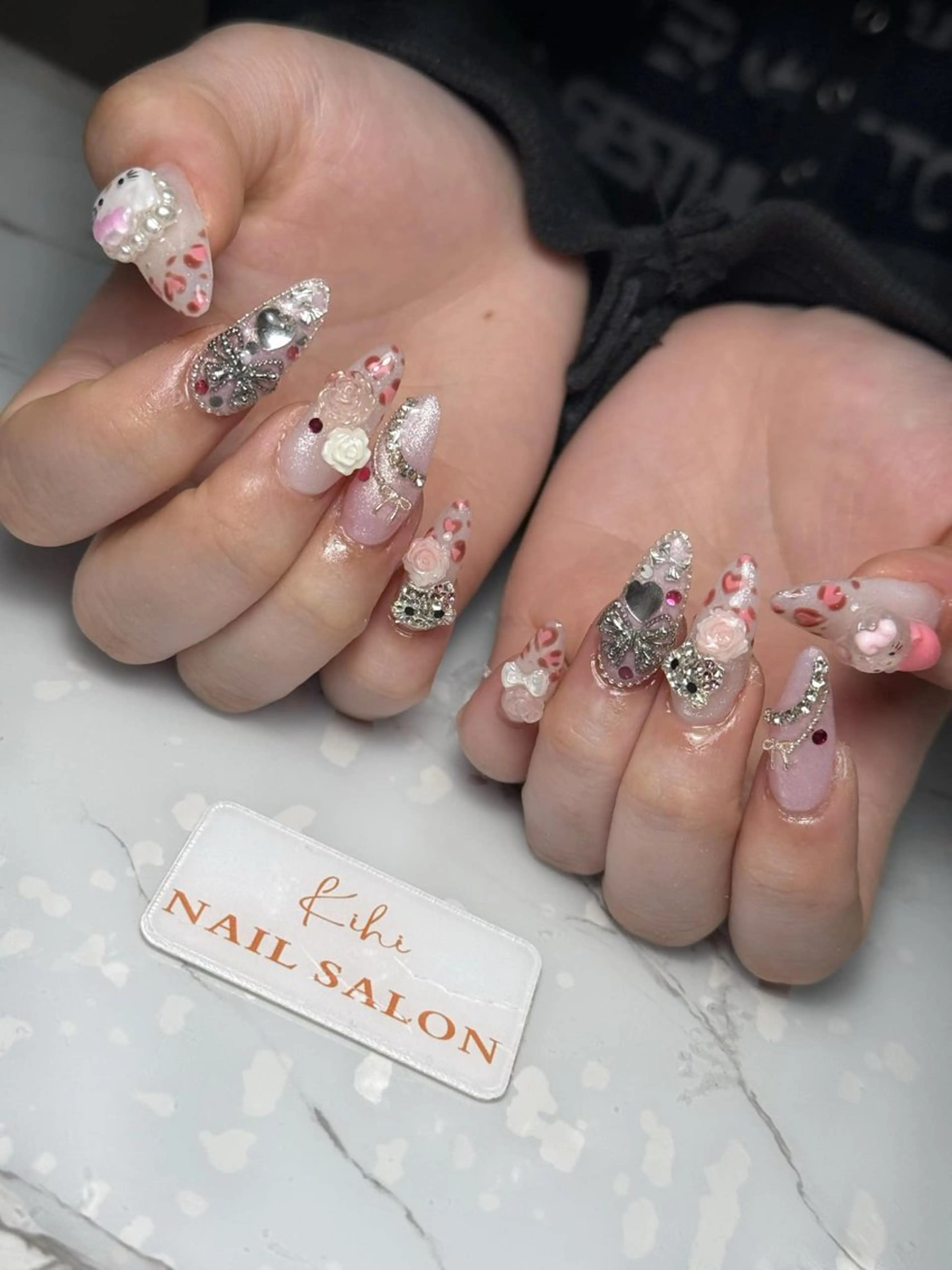 ネイル アートネイル フレンチネイル ジェルネイル グラデーション 韓国ネイル さくら💮💮 【オフ無料】のネイルデザイン