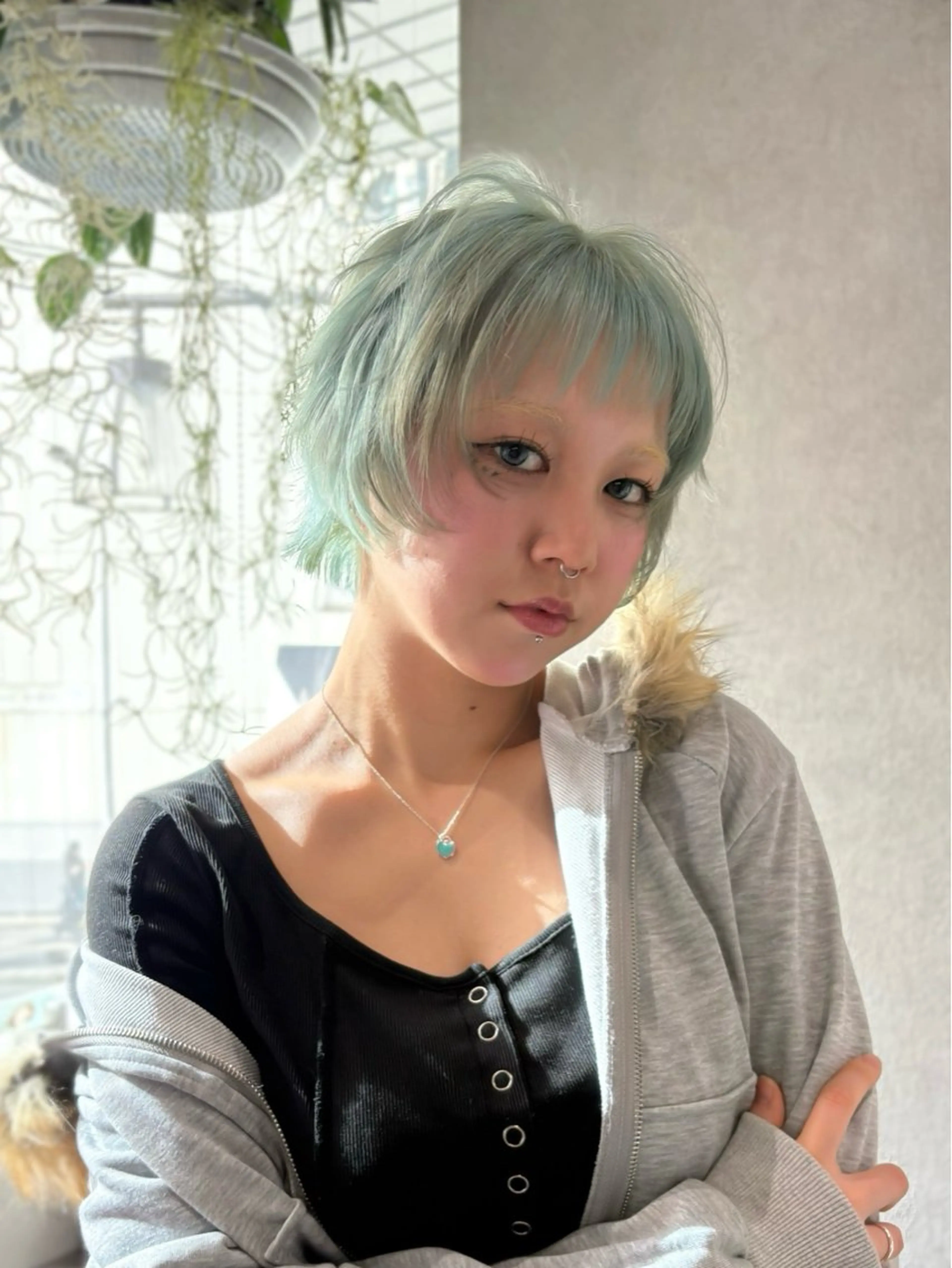 ショート カラー ミント ミントグリーン ヘアカラー レイヤー/艶カラー/ KIHO🥥︎のヘアスタイル