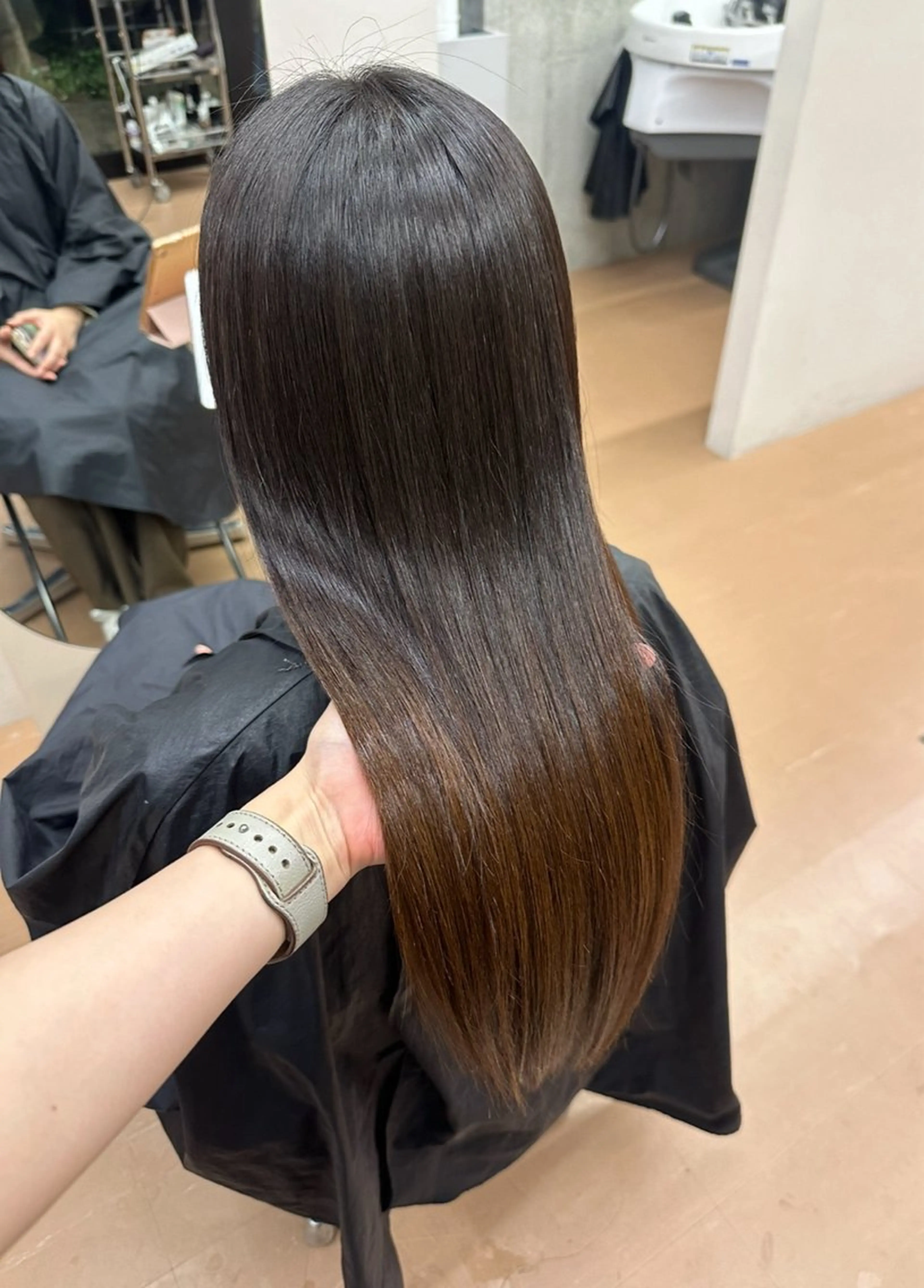 🔸美髪縮毛矯正+保湿トリートメント🔸(ブリーチ履歴がない方対象)の写真