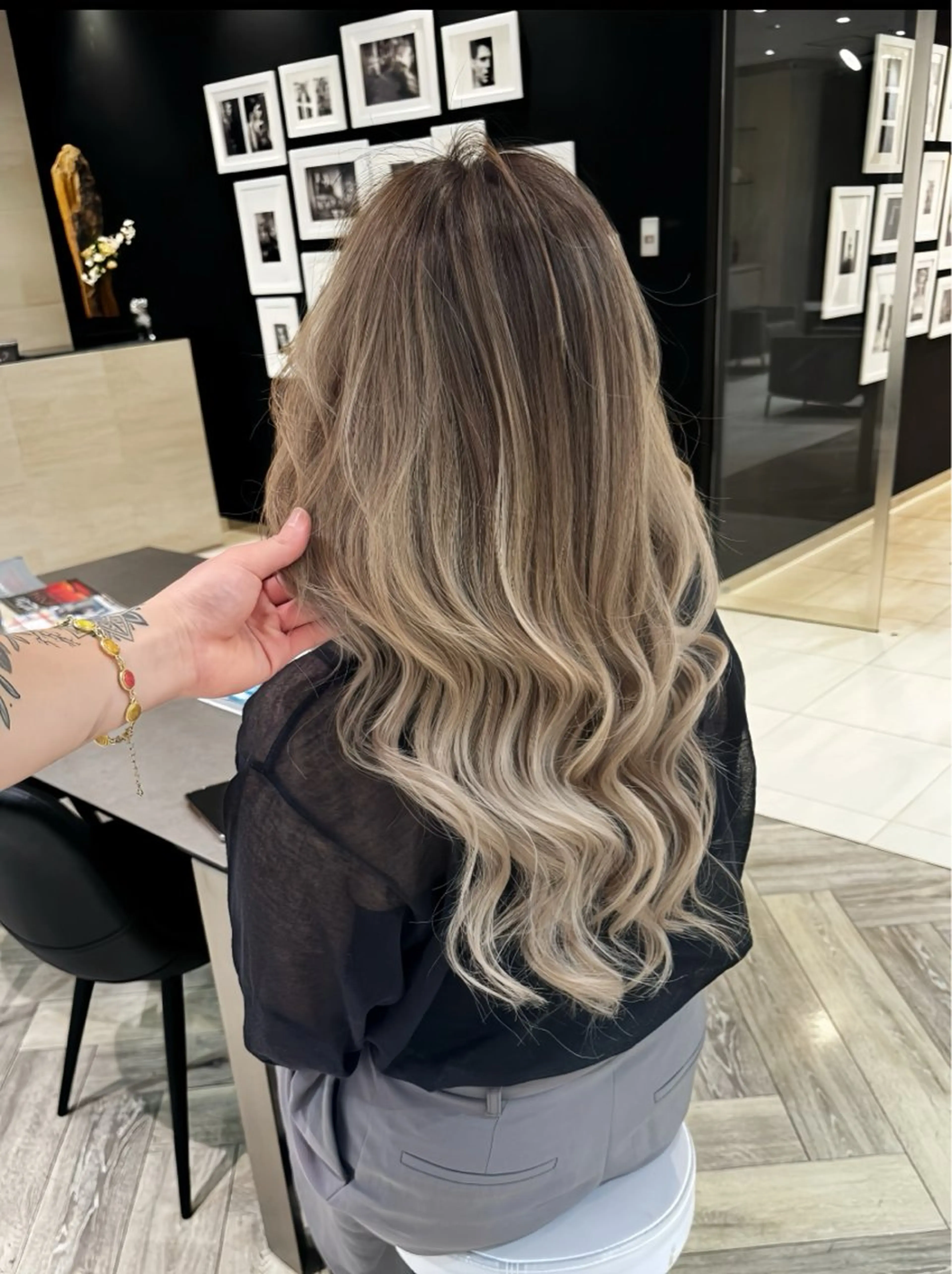 ロング カラー ヘアカラー 🇺🇸海外デザイン iCON TOKYOのヘアスタイル