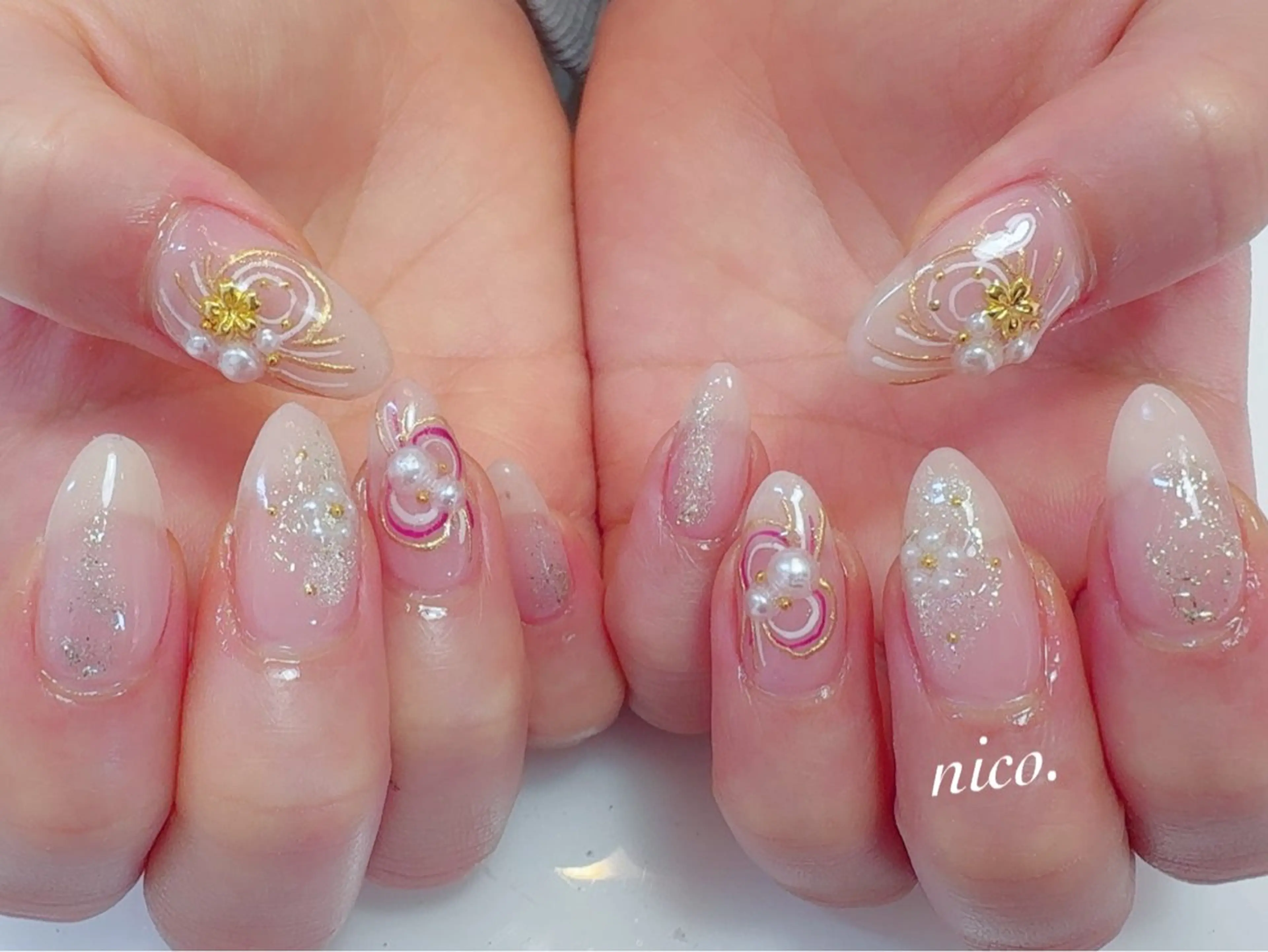 ネイル ハンドネイル フットネイル nailsalon nico.のネイルデザイン