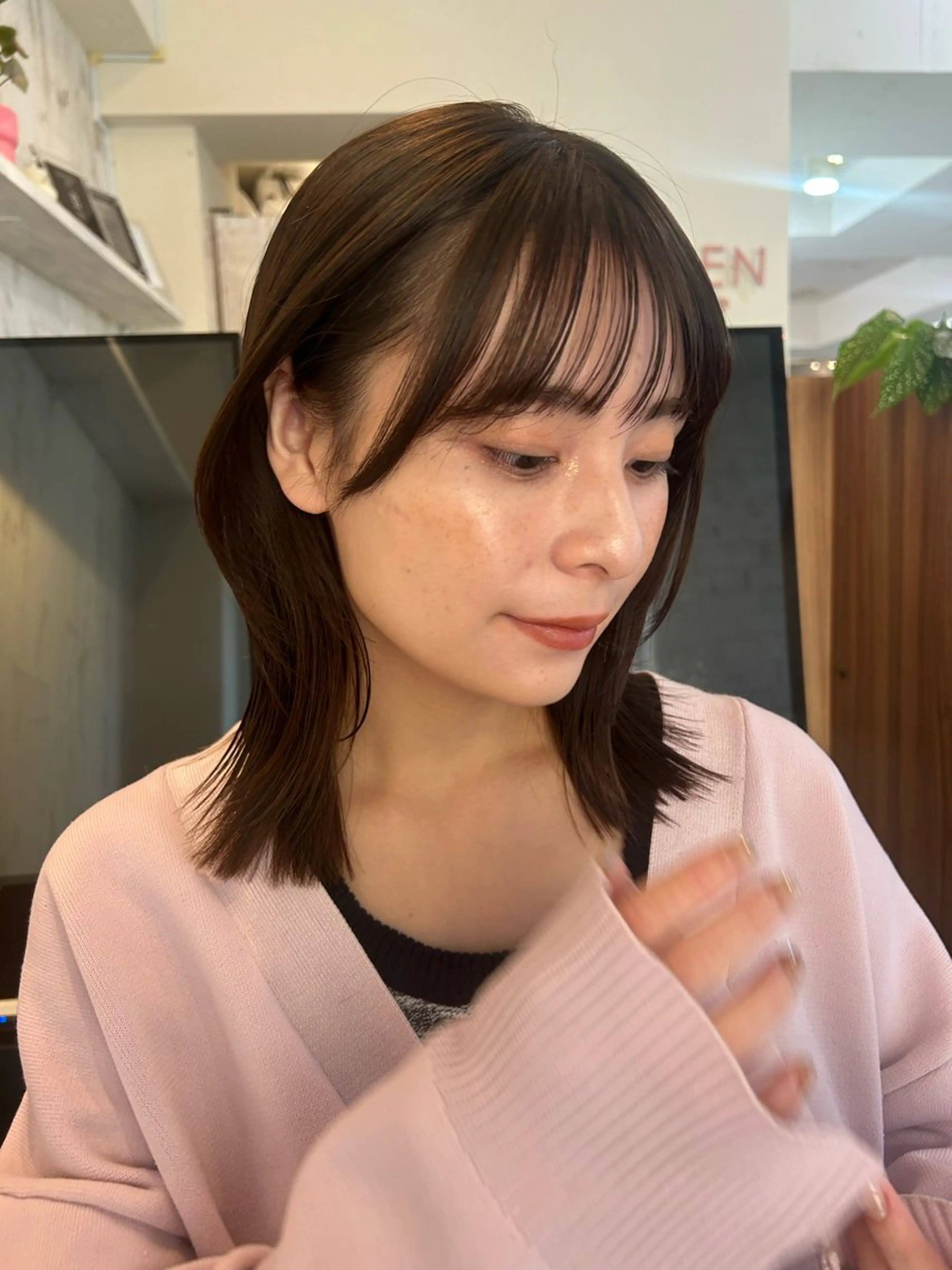 ミディアム ベージュ/透明感/ レイヤー/あやか💕のヘアスタイル