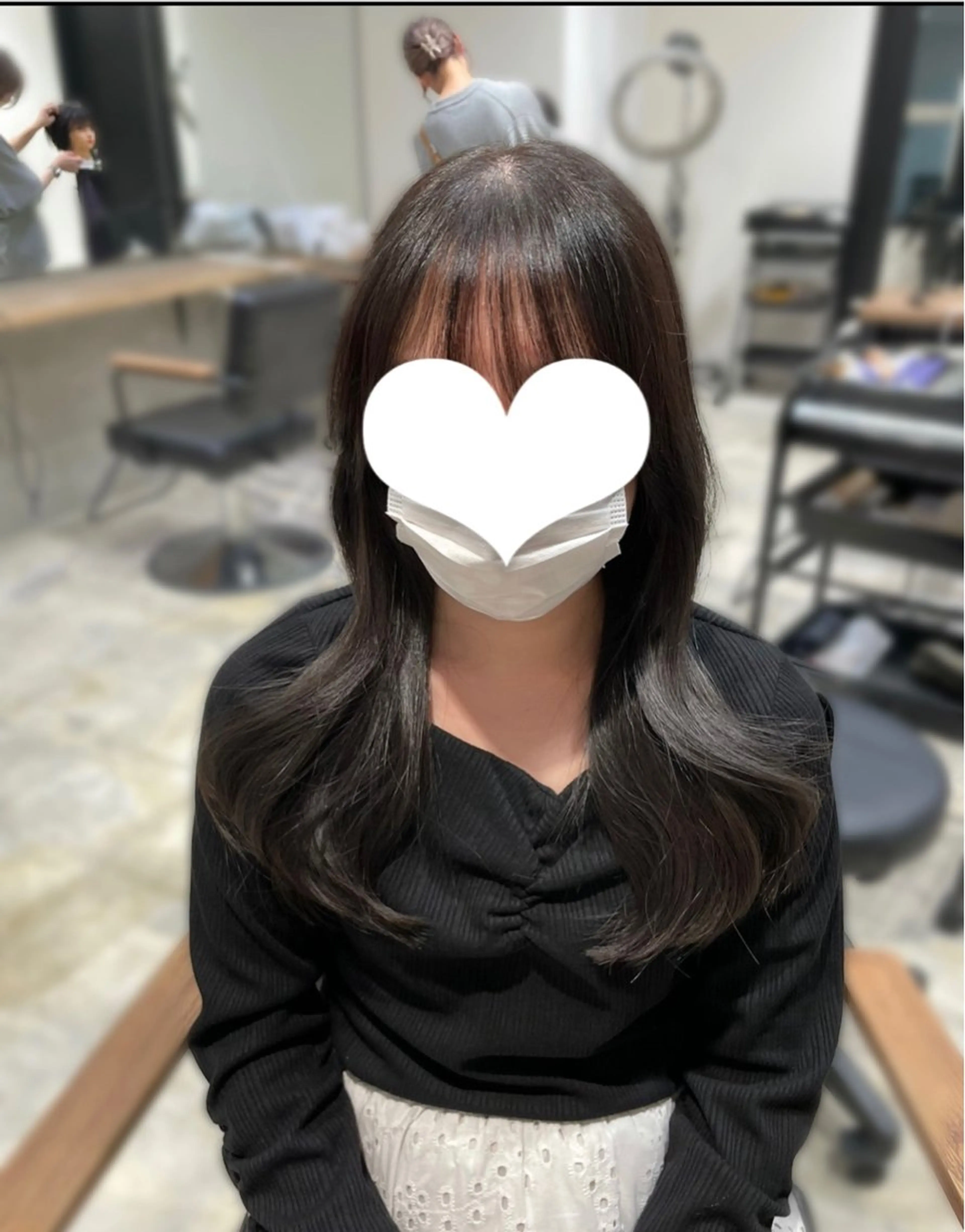 ロング カラー ブリーチ 透明感カラー グレージュ ブリーチなしカラー オリーブカラー 戸川凜音/ボブ/ レイヤーカットのヘアスタイル