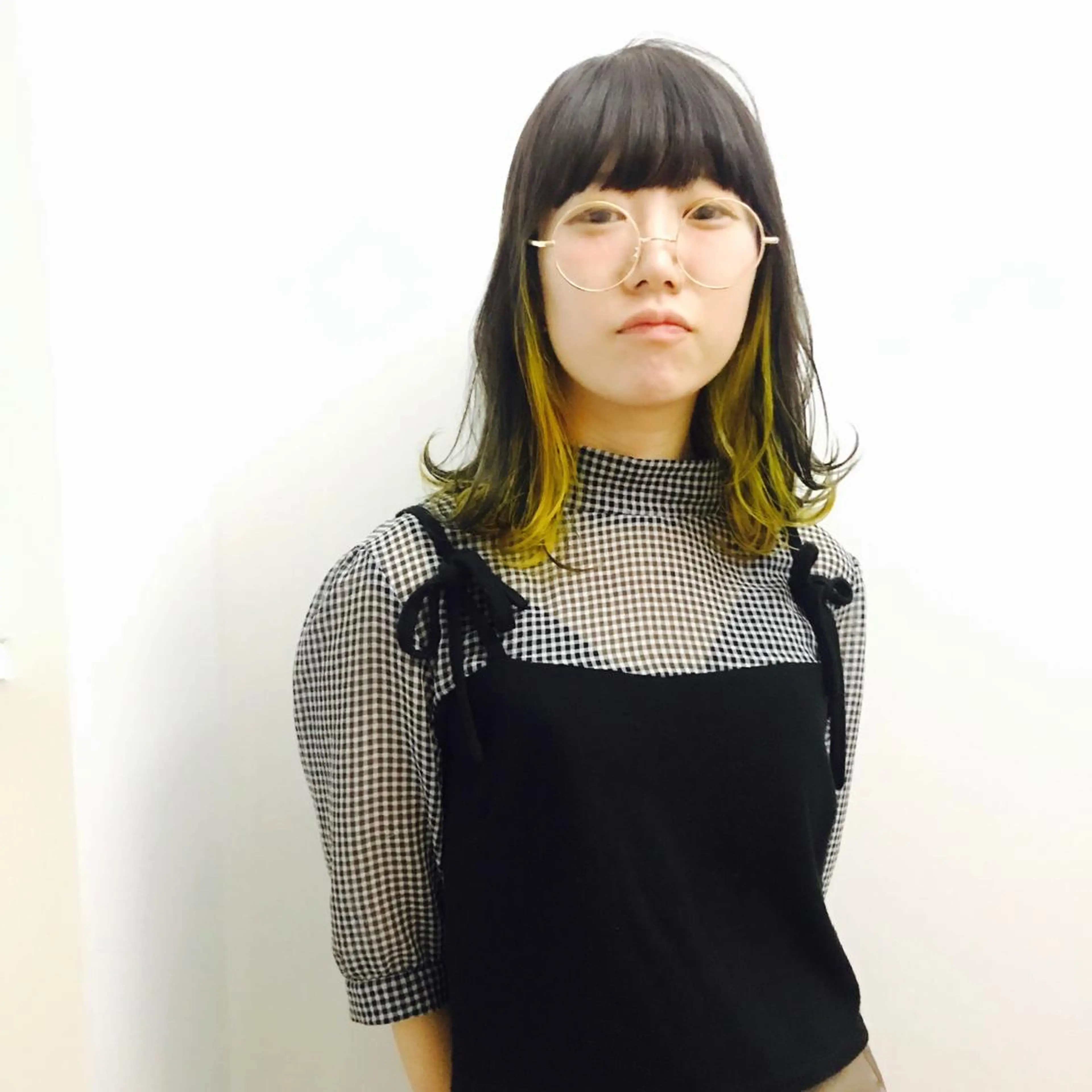 ミディアム カラー インナーカラー イエローカラー ブリーチなし透け感/ マンツーマン/Ryoのヘアスタイル
