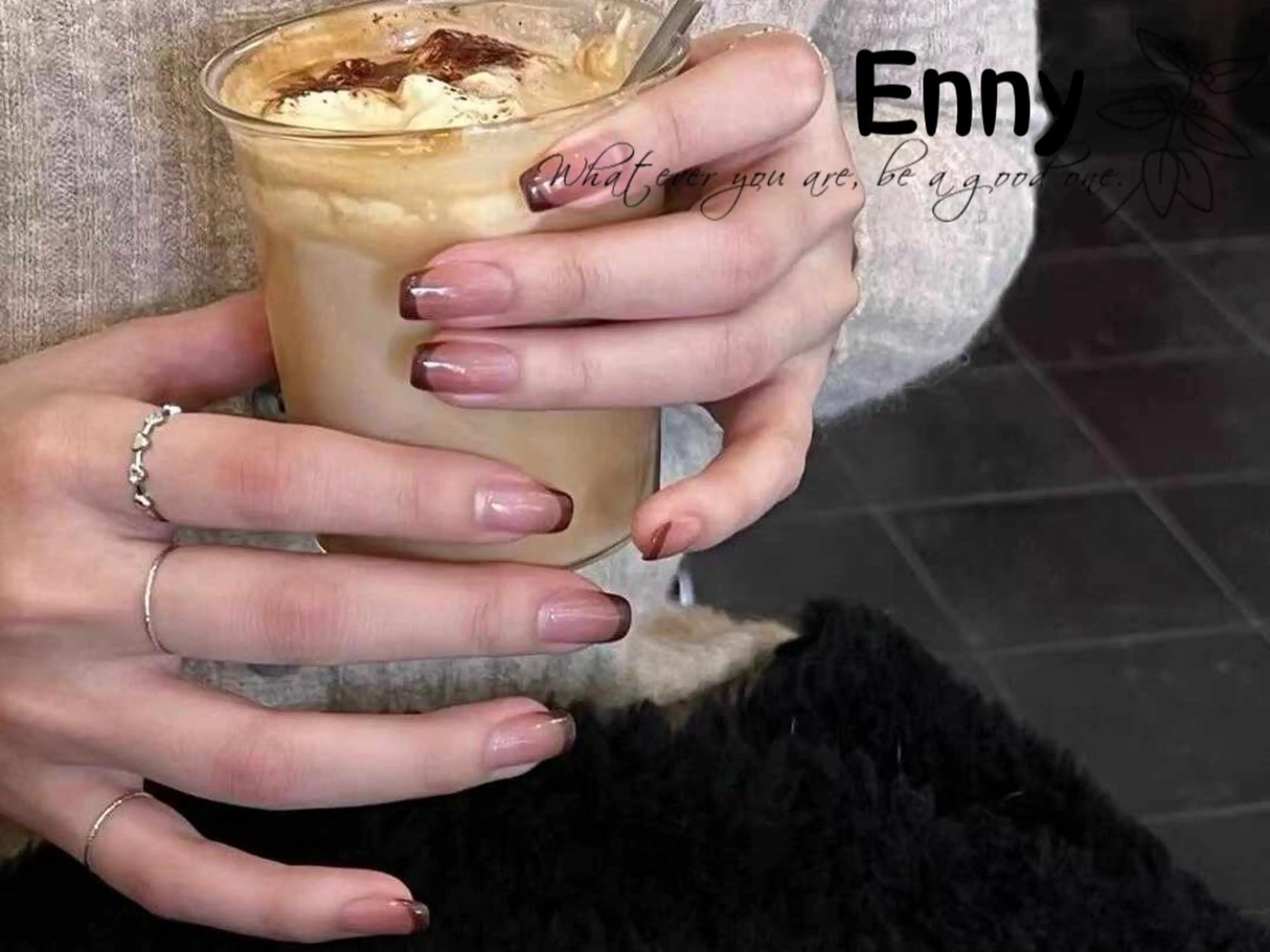 ネイル チークネイル フットネイル フレンチネイル ジェルネイル ガラスフレンチ ハンドネイル Enny nail salonのネイルデザイン