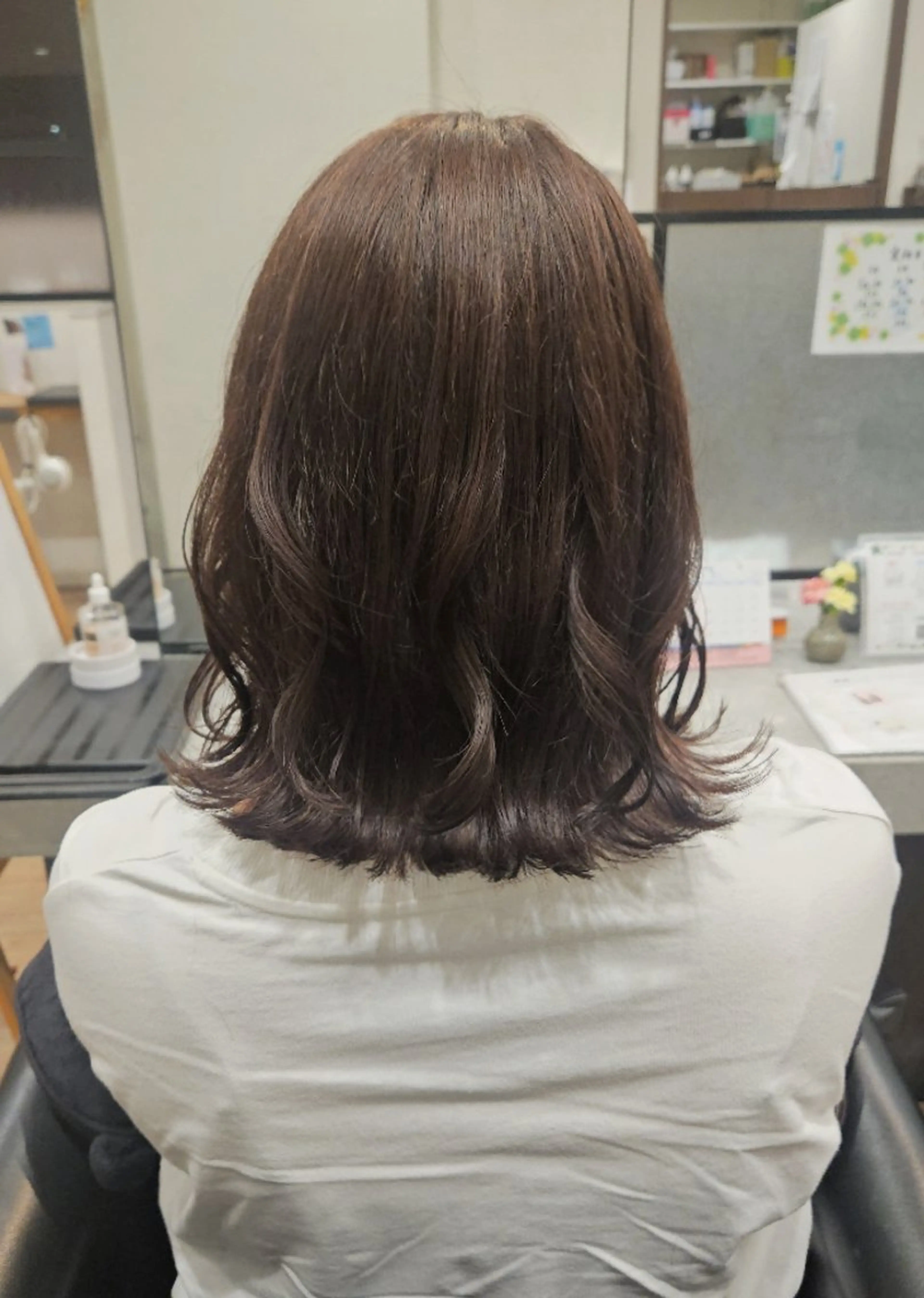 カラー ミディアム カット ヘアカラー トリートメント 関口 友菜のヘアスタイル