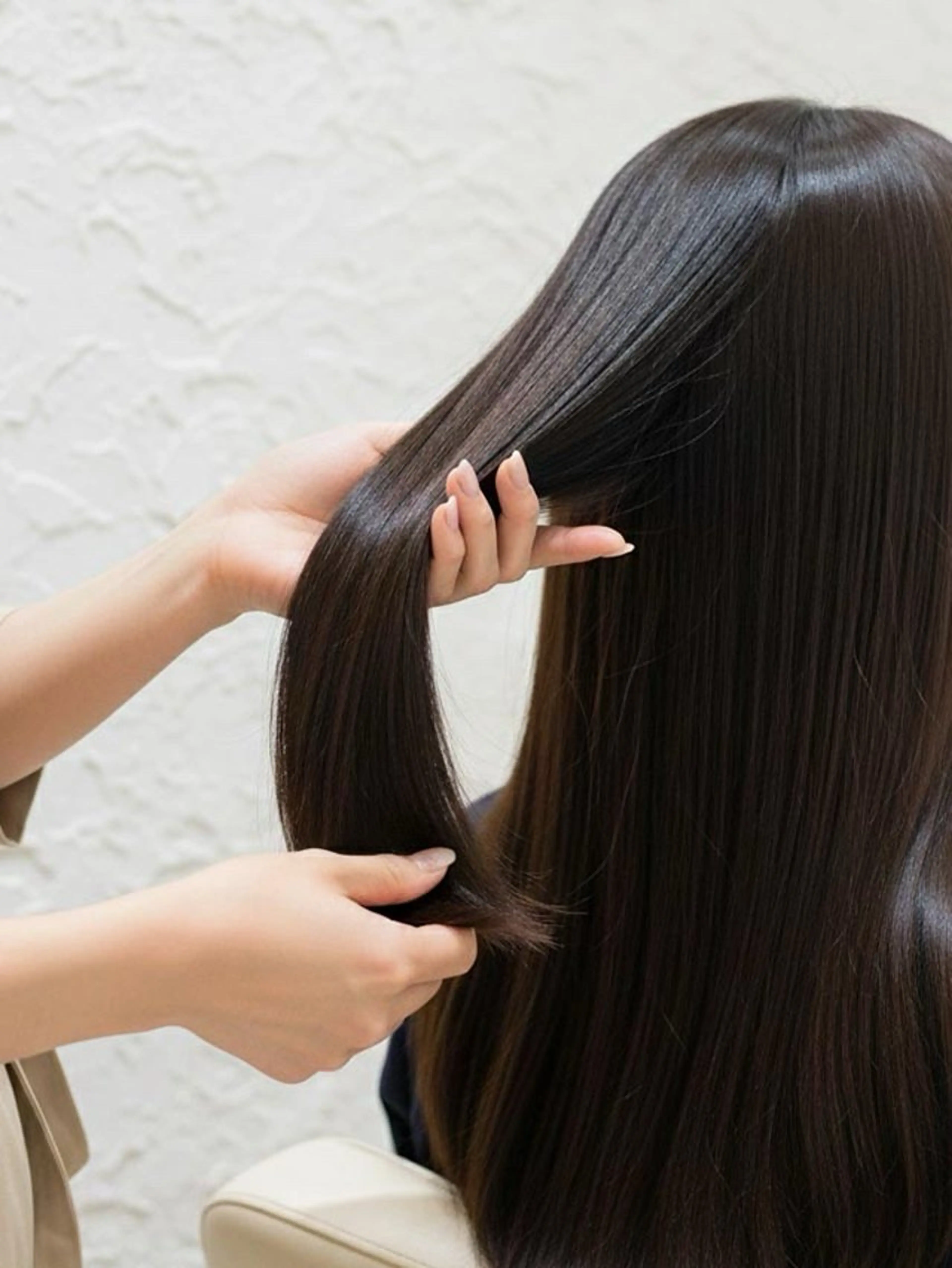 ロング 赤み消しオリーブ特化 柔らか縮毛矯正🌷辻のヘアスタイル