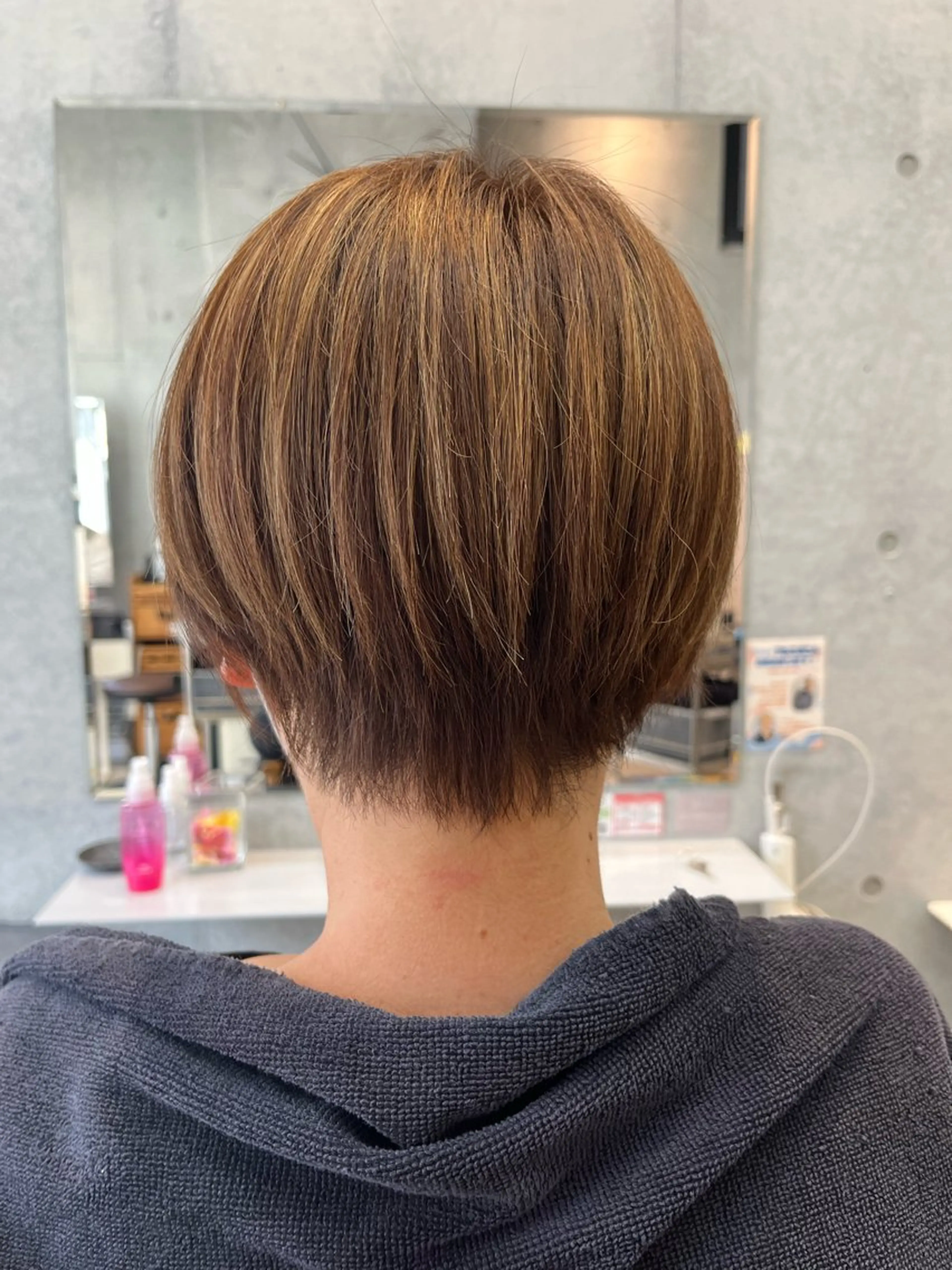 ショート カコ/レイヤーカット ヘアアレンジのヘアスタイル