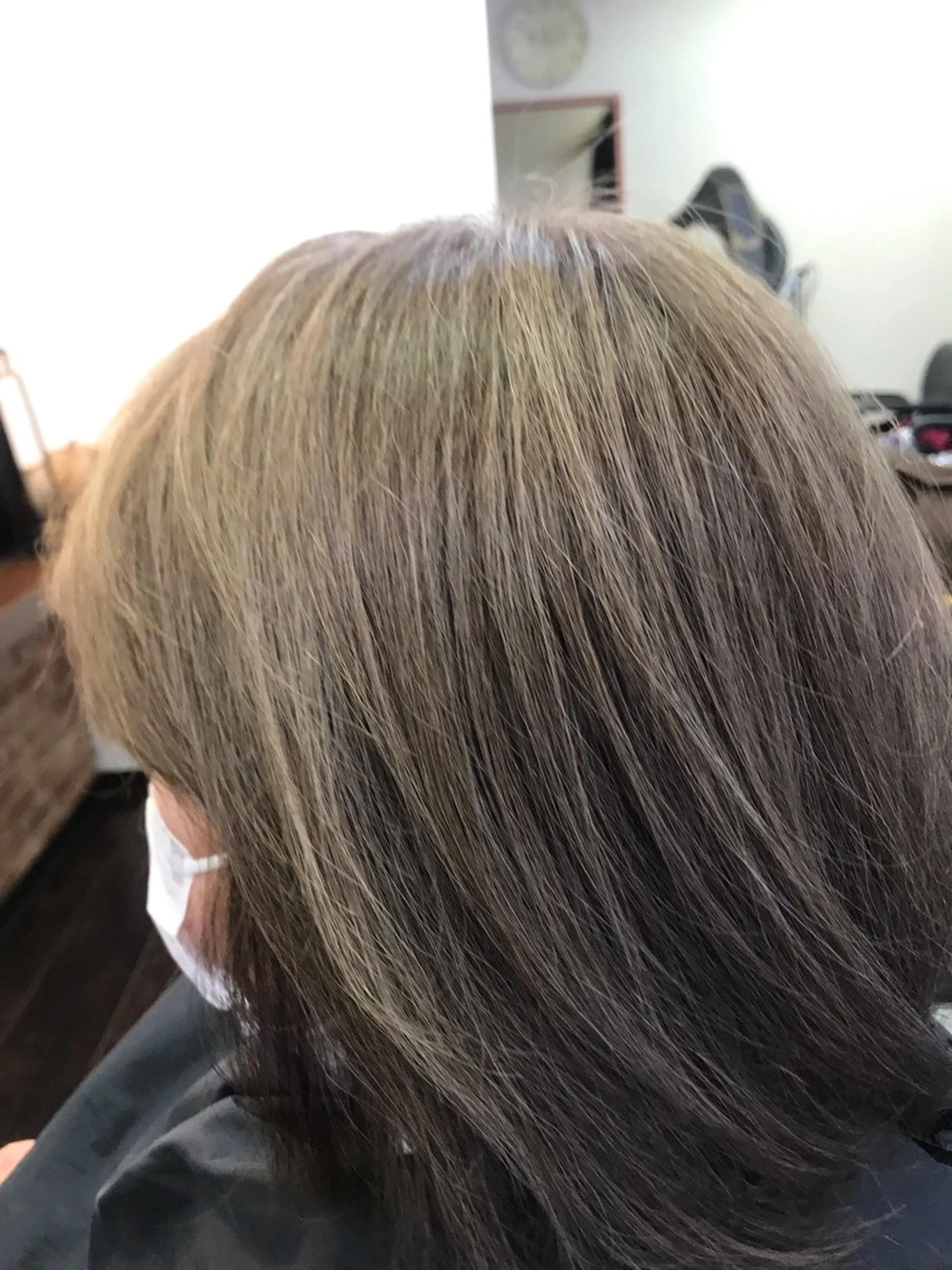 ショート カラー 桧山 真のヘアスタイル