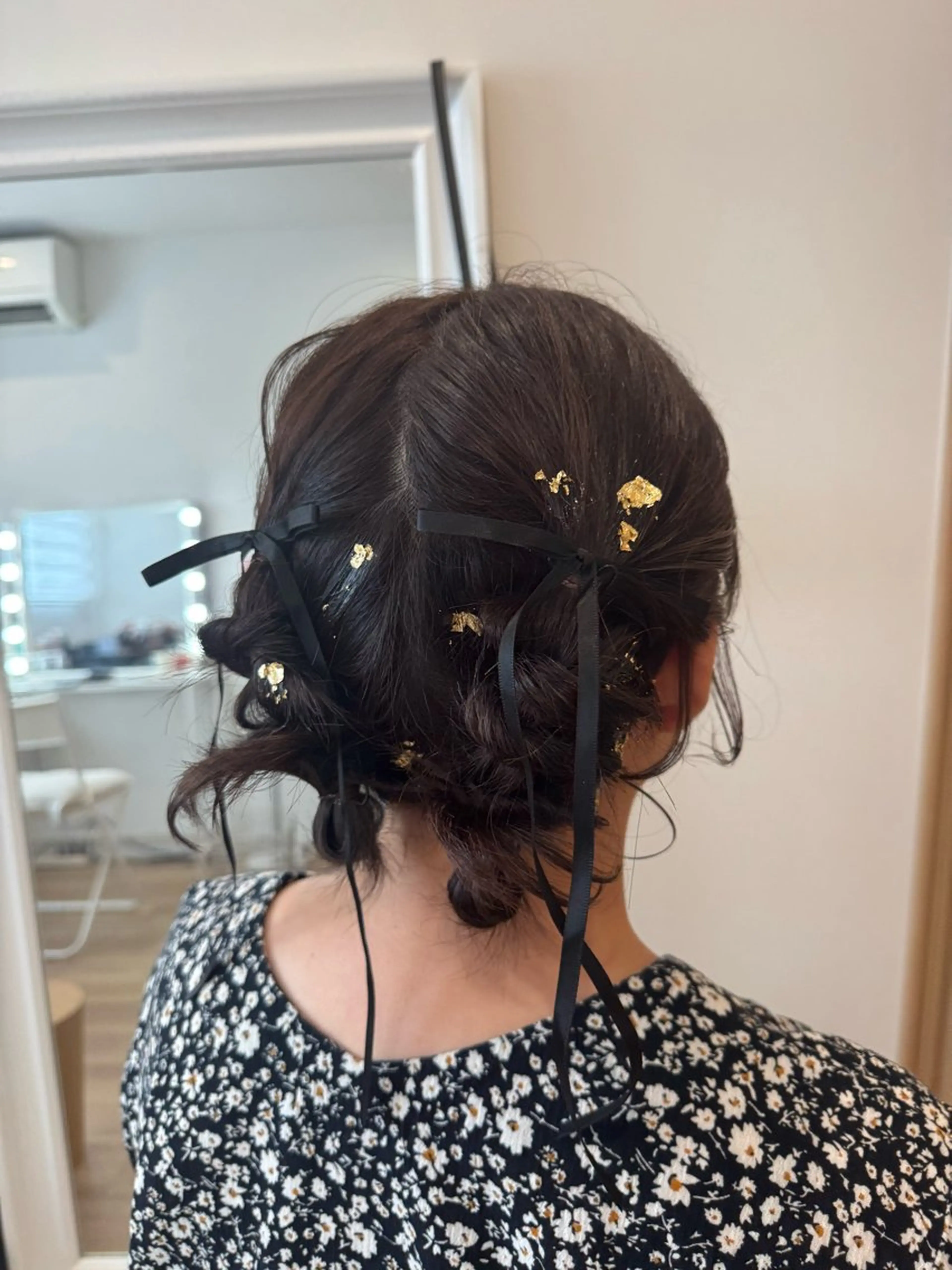 ミディアム お団子ヘア ヘアメイクサロン viviのヘアスタイル