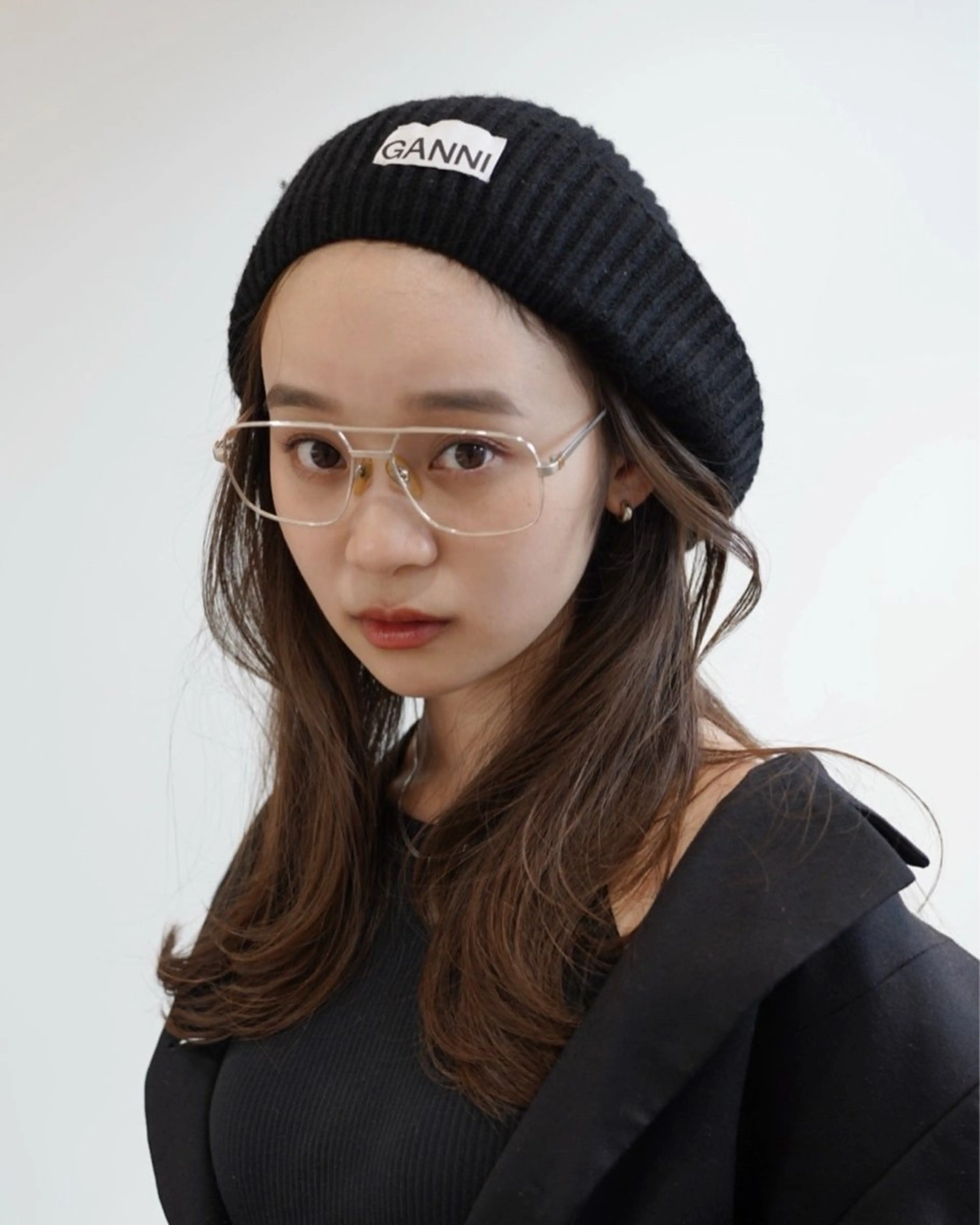 ミディアム レイヤー/ブリーチ ♥️【木坂 桃歌】のヘアスタイル