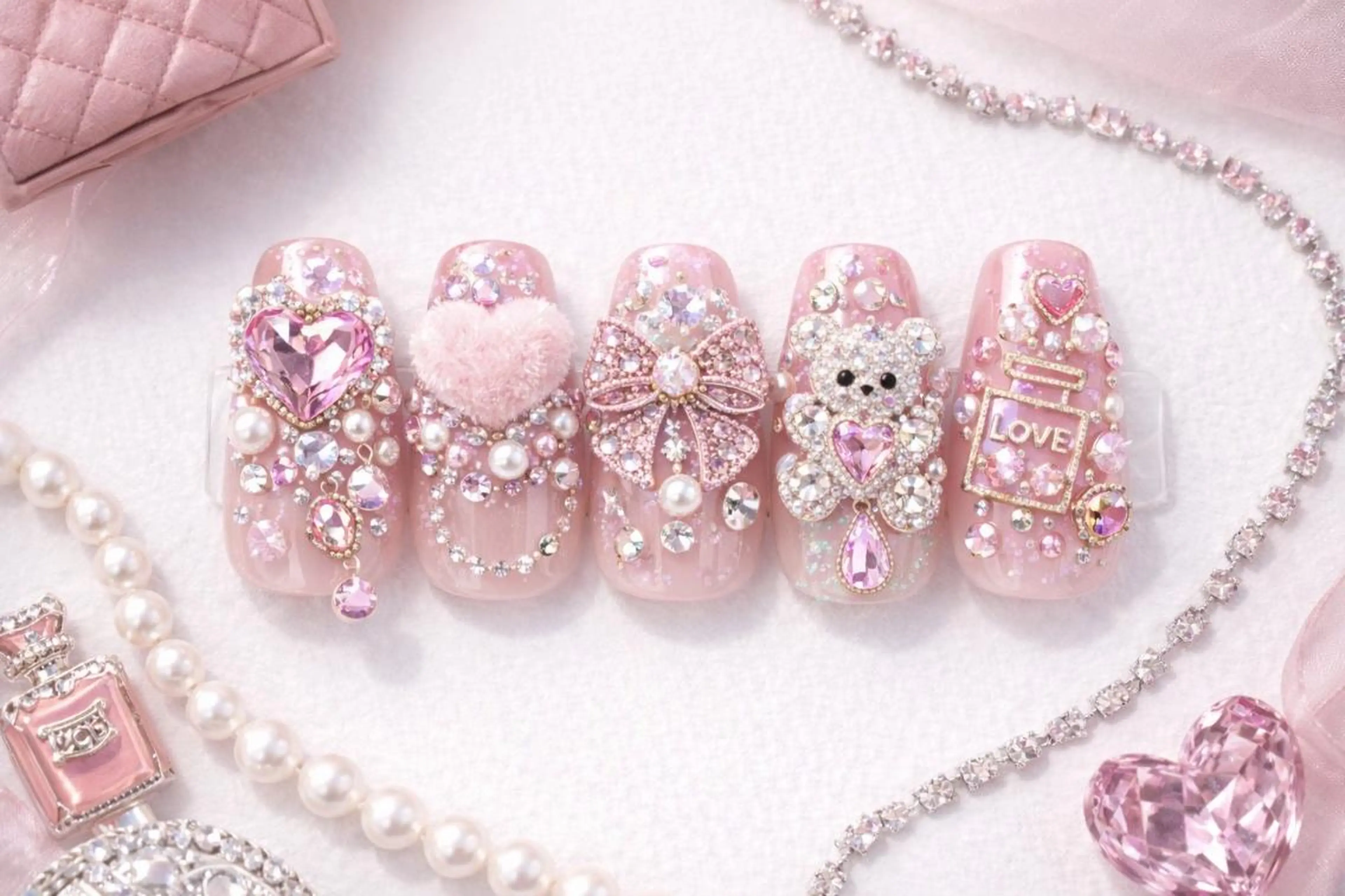 ネイル 南森町rebest 💅nailのネイルデザイン