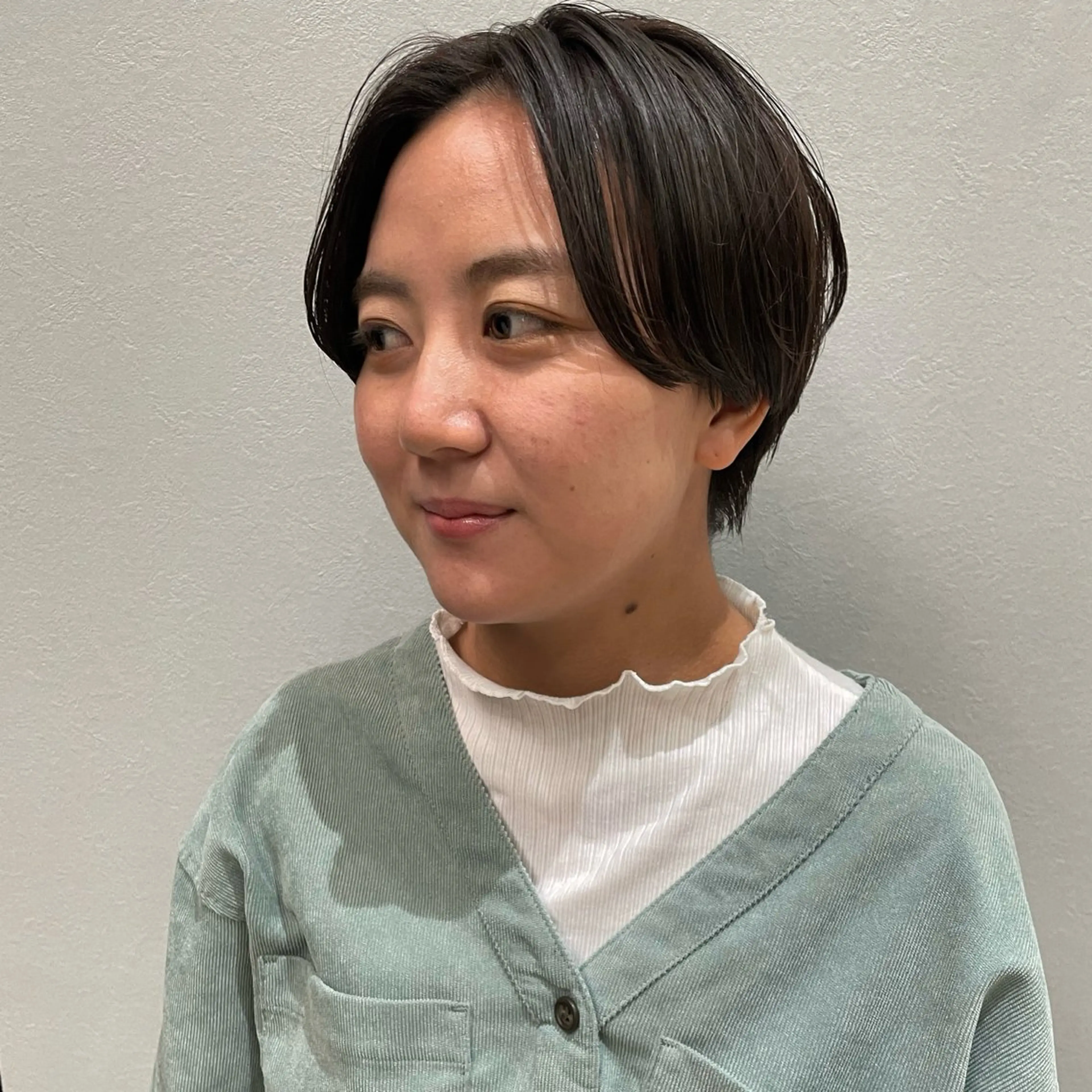 ショート 韓国風パーマ🌿コテ 巻き風パーマ/るいのヘアスタイル