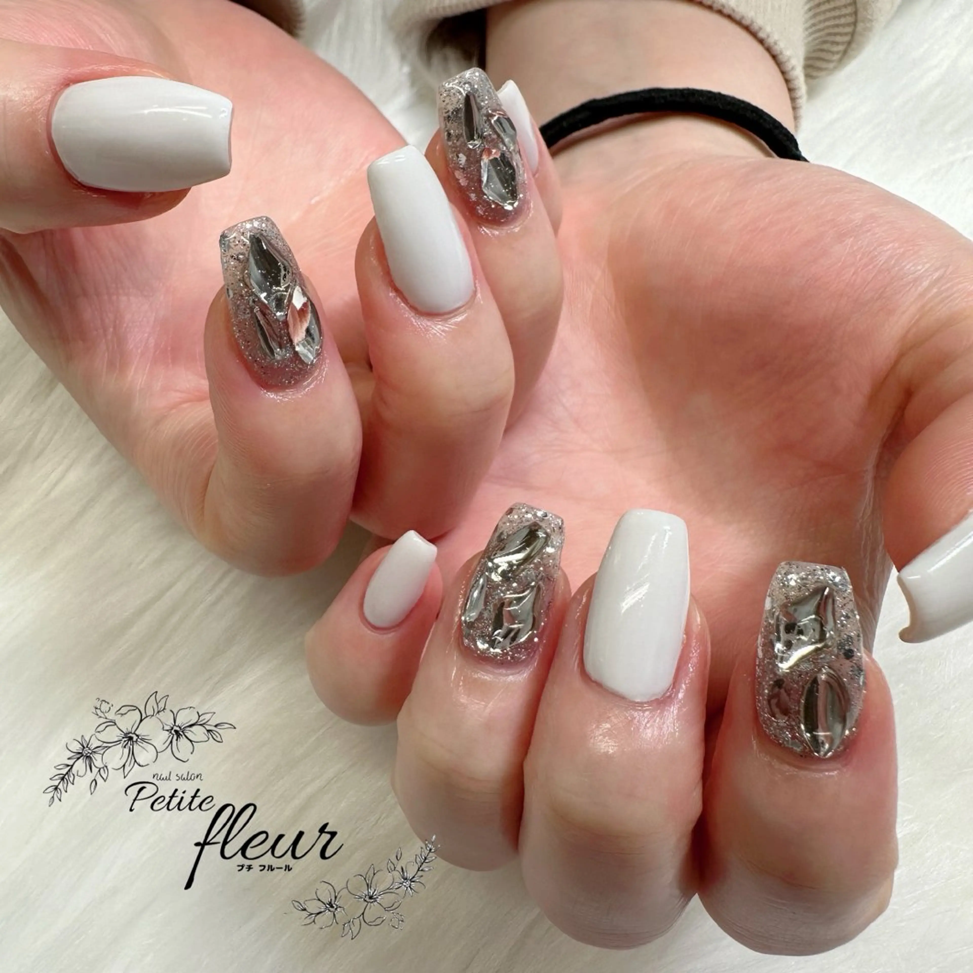 ネイル キラキラネイル 持ち込み ❁⃘*。Petite fleur❁⃘*りさのネイルデザイン