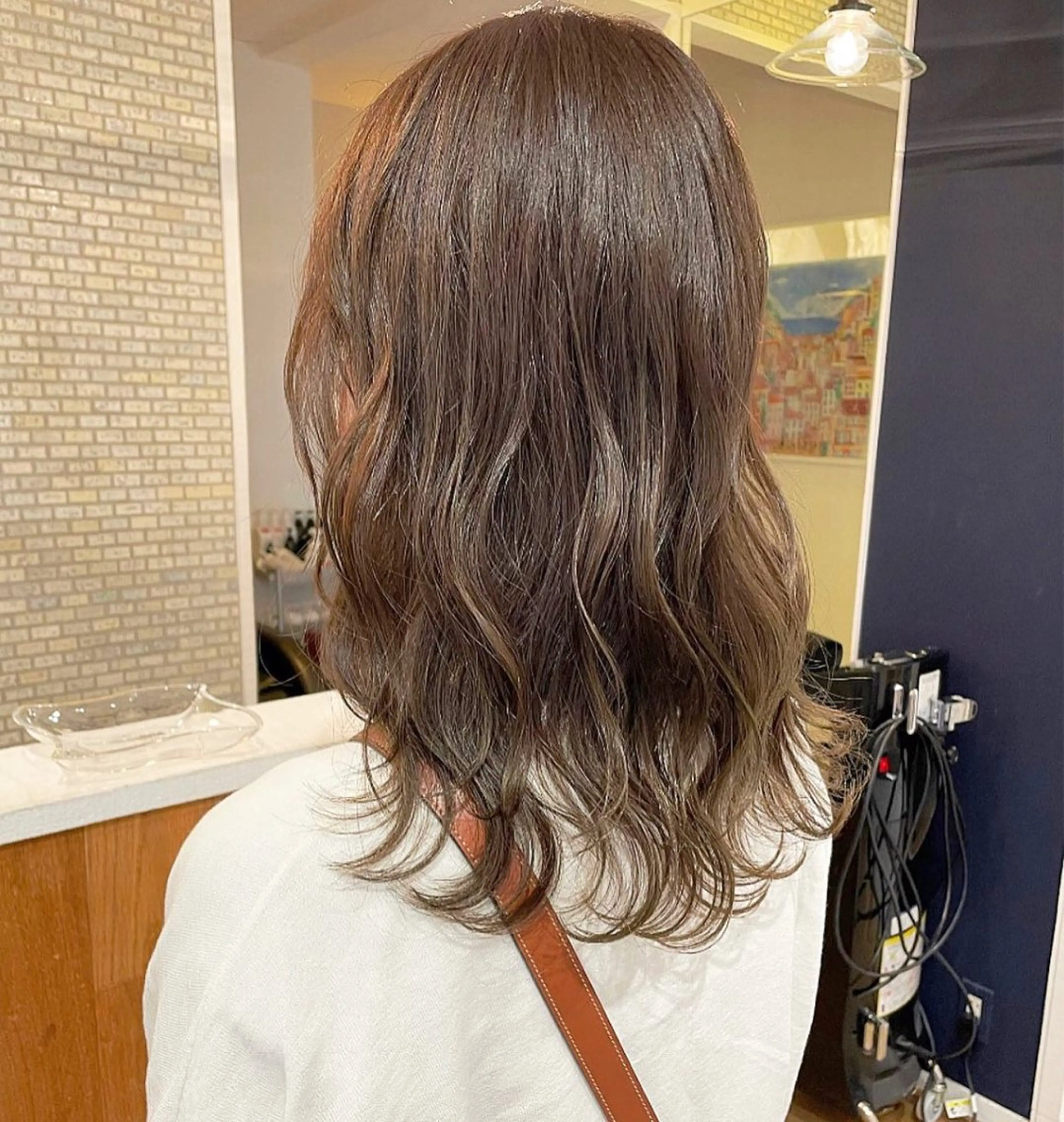 セミロング カラー パーマ ベージュカラー オリーブベージュ カット ヘアカラー トリートメント 髪質改善ストレート✨ パーマヘア✨YUKIのヘアスタイル