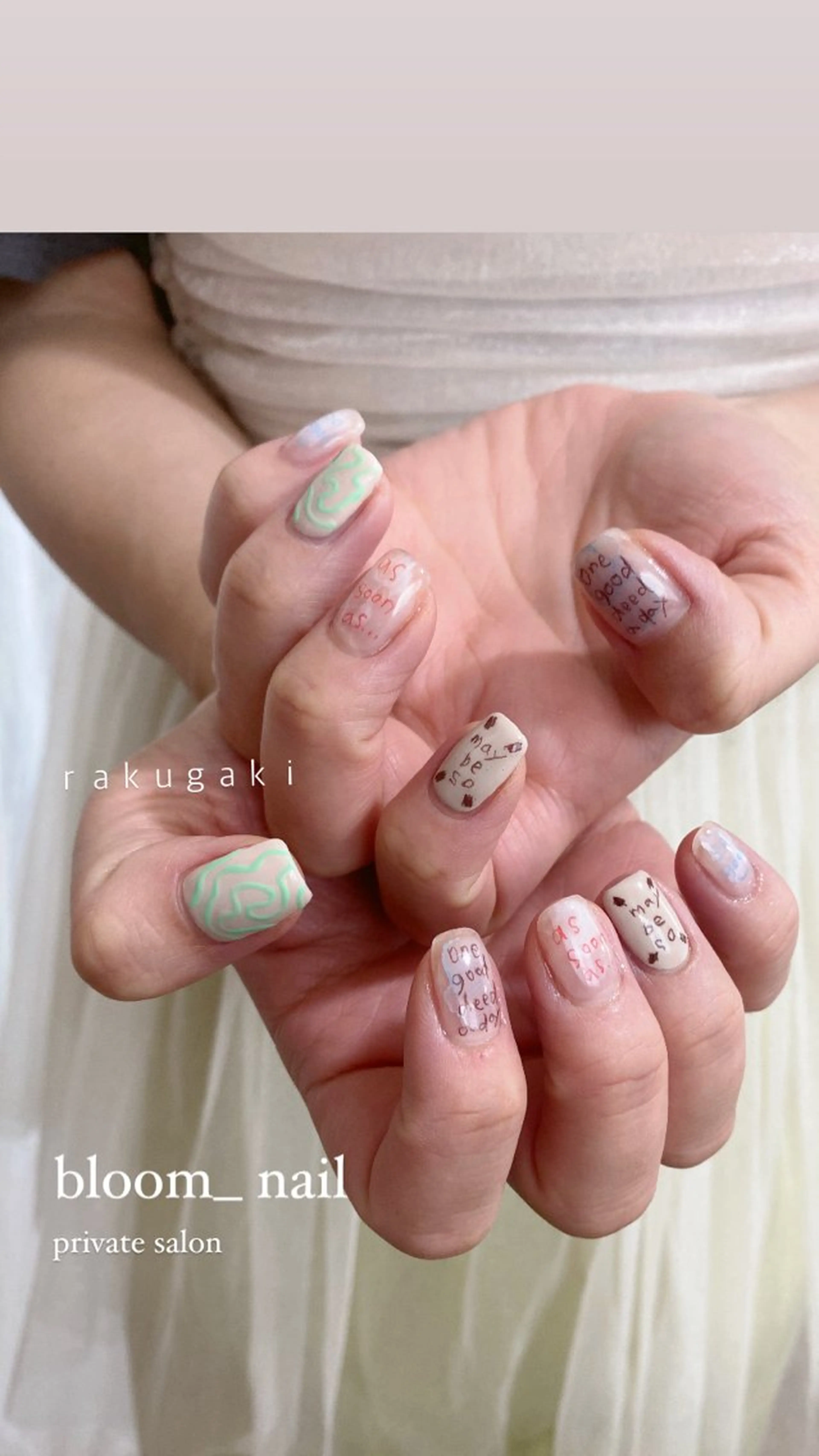 ネイル アートネイル カジュアル ジェルネイル ホログラムネイル ミラーネイル bloom_ nailのネイルデザイン