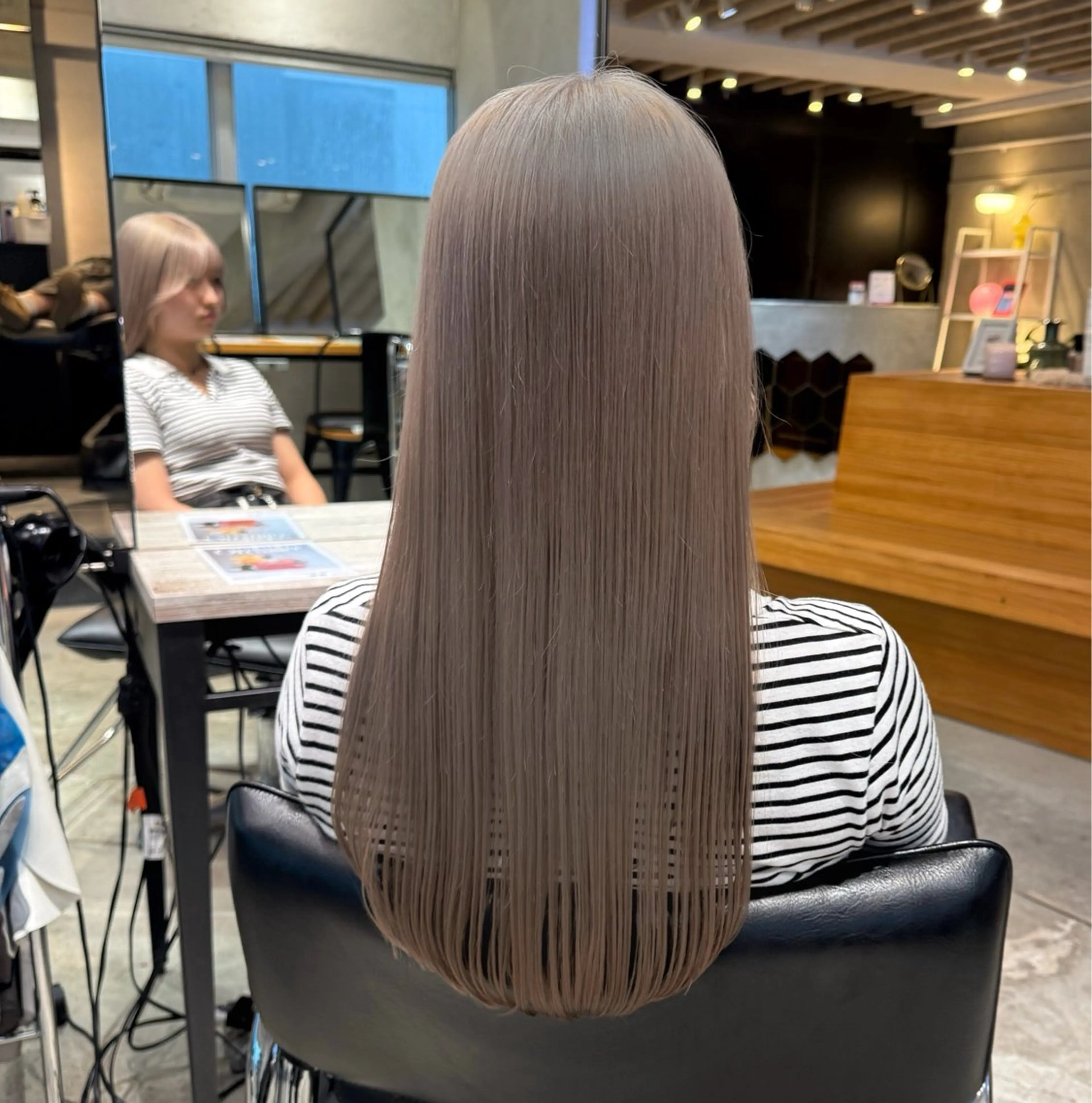 ロング カラー ブリーチ ケアブリーチ カット ヘアカラー トリートメント 💫色落ちまで可愛い ブリーチ💫ユウゴのヘアスタイル