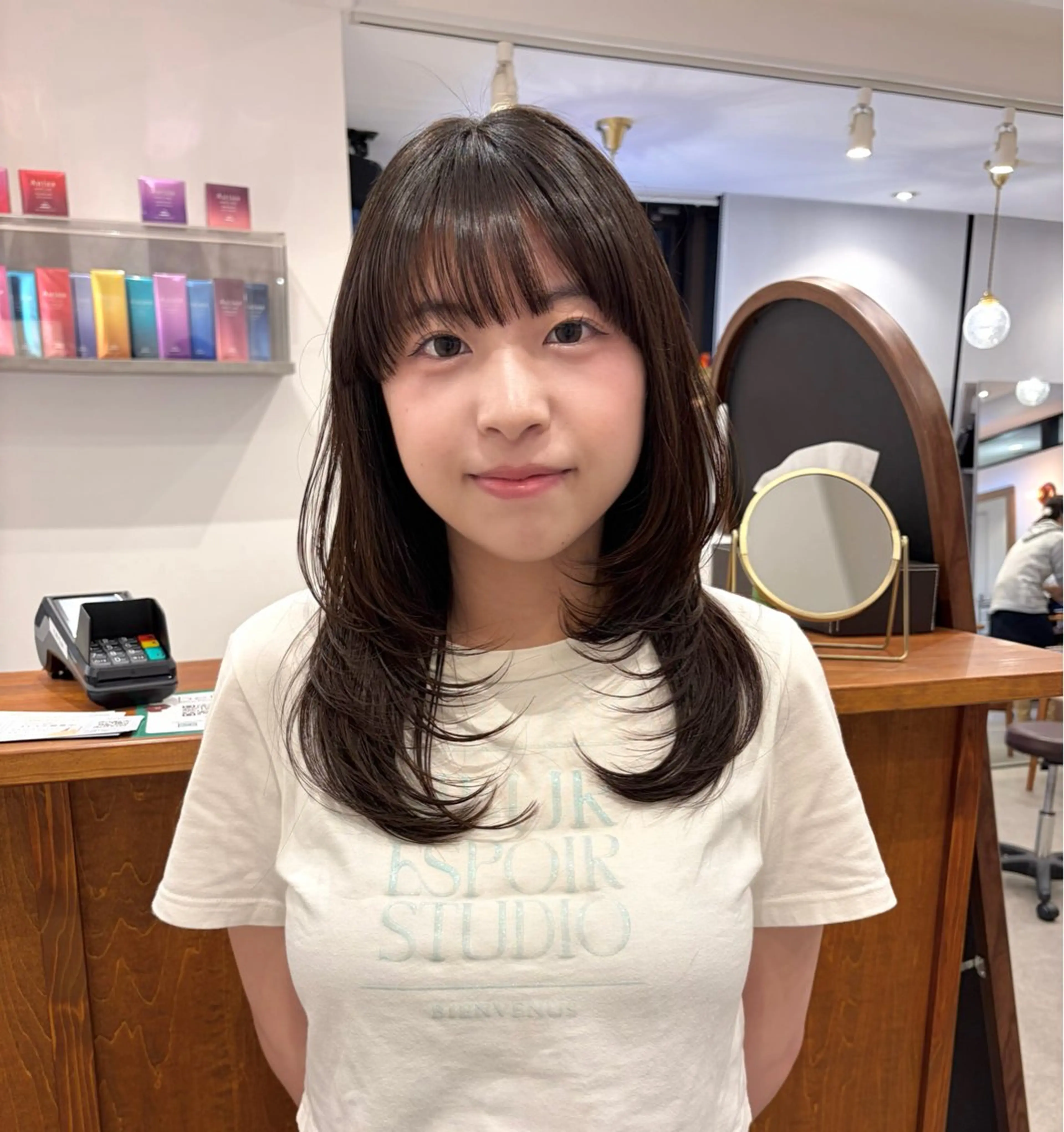 ミディアム レイヤーカット AYA/ benjiのヘアスタイル