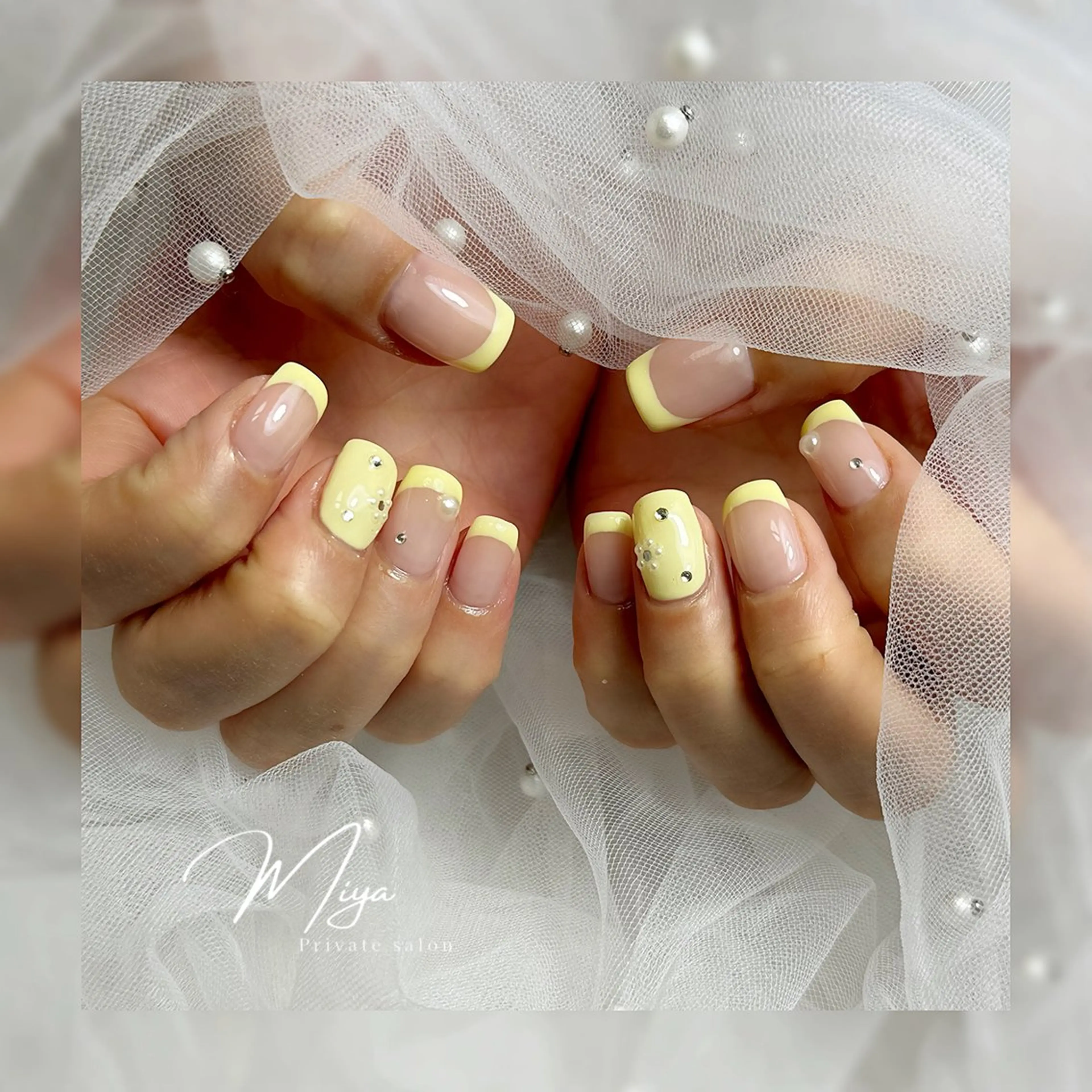 ネイル 春ネイル 黄色 ハンドネイル private salon MIYAのネイルデザイン