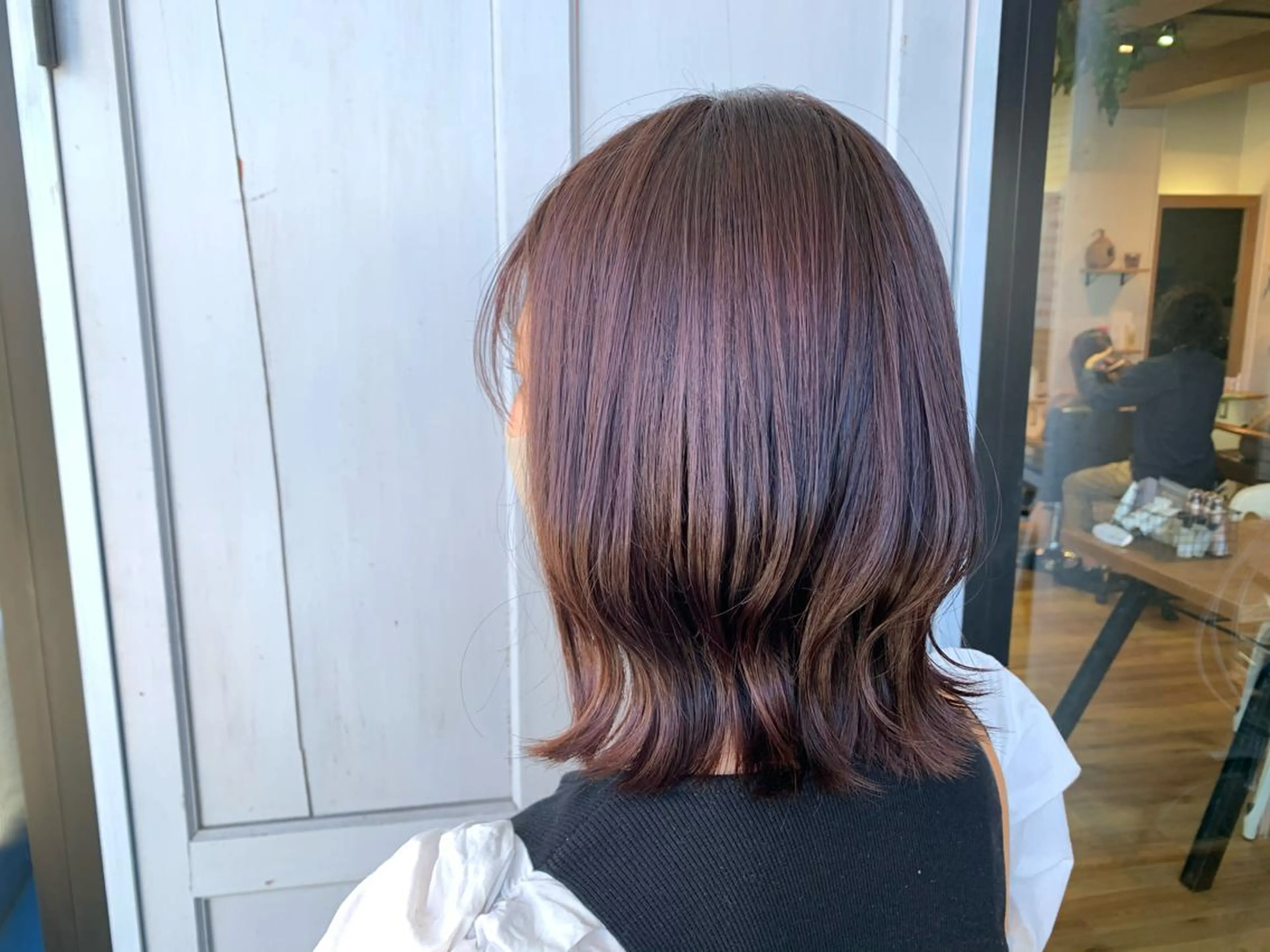 ミディアム カラー ブラウンカラー ココアブラウン ヘアカラー トリートメント ツキダテ ユイのヘアスタイル