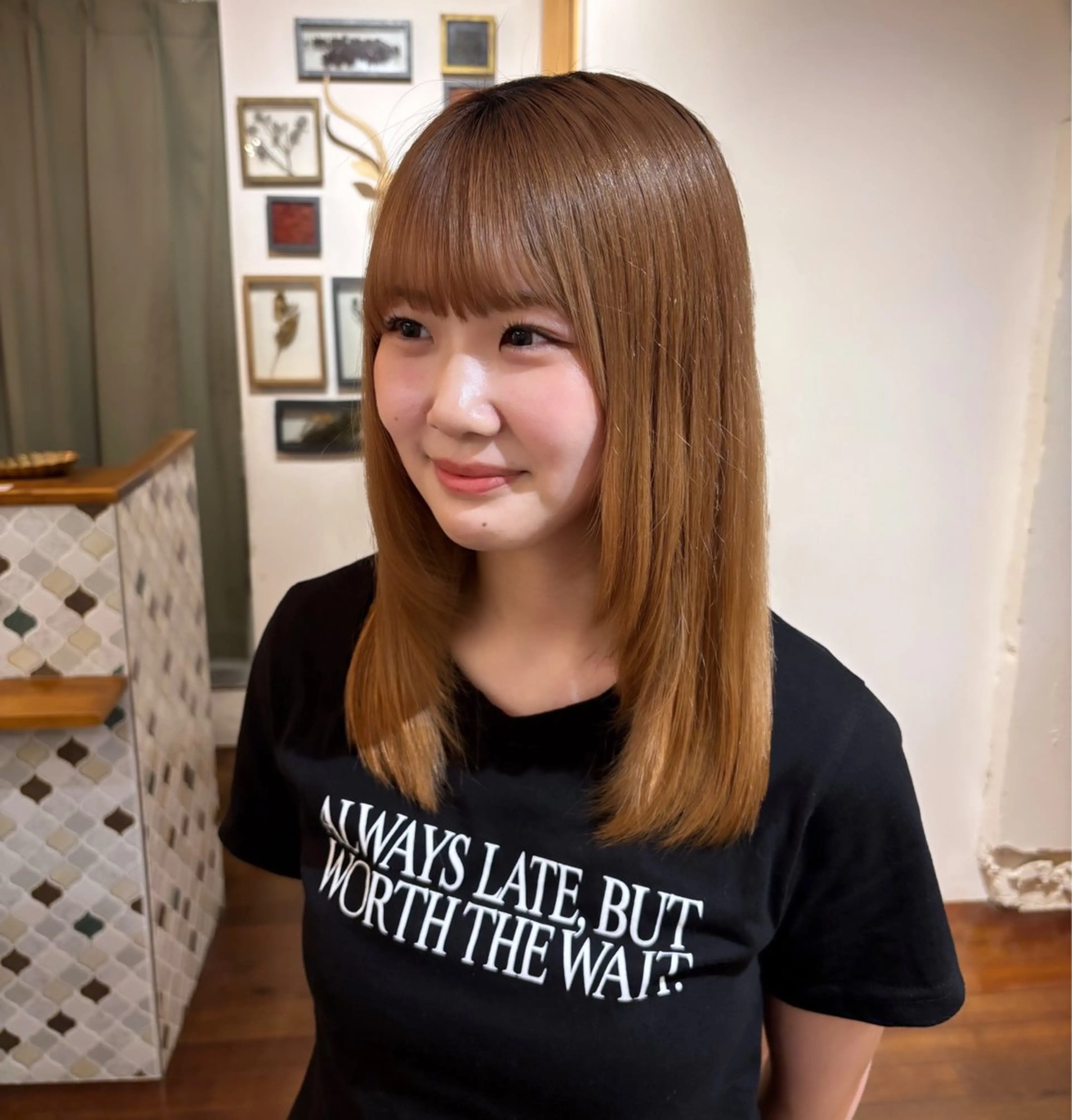 ミディアム カラー パーマ ミディアムパーマ ブリーチ ストレートパーマ ✨️透明感･艶カラー ✨️RINのヘアスタイル