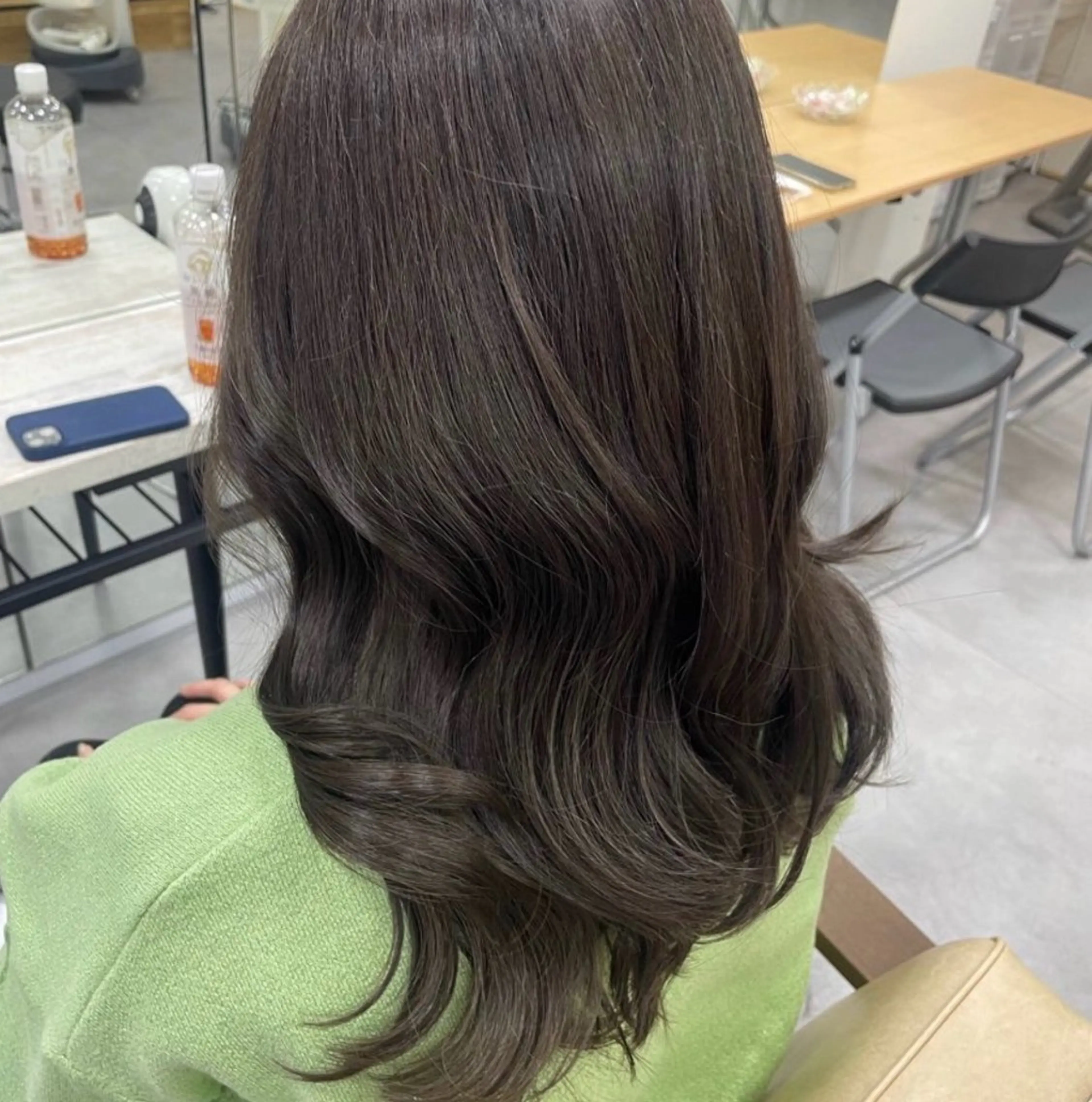 セミロング カラー littleesta 那月のヘアスタイル