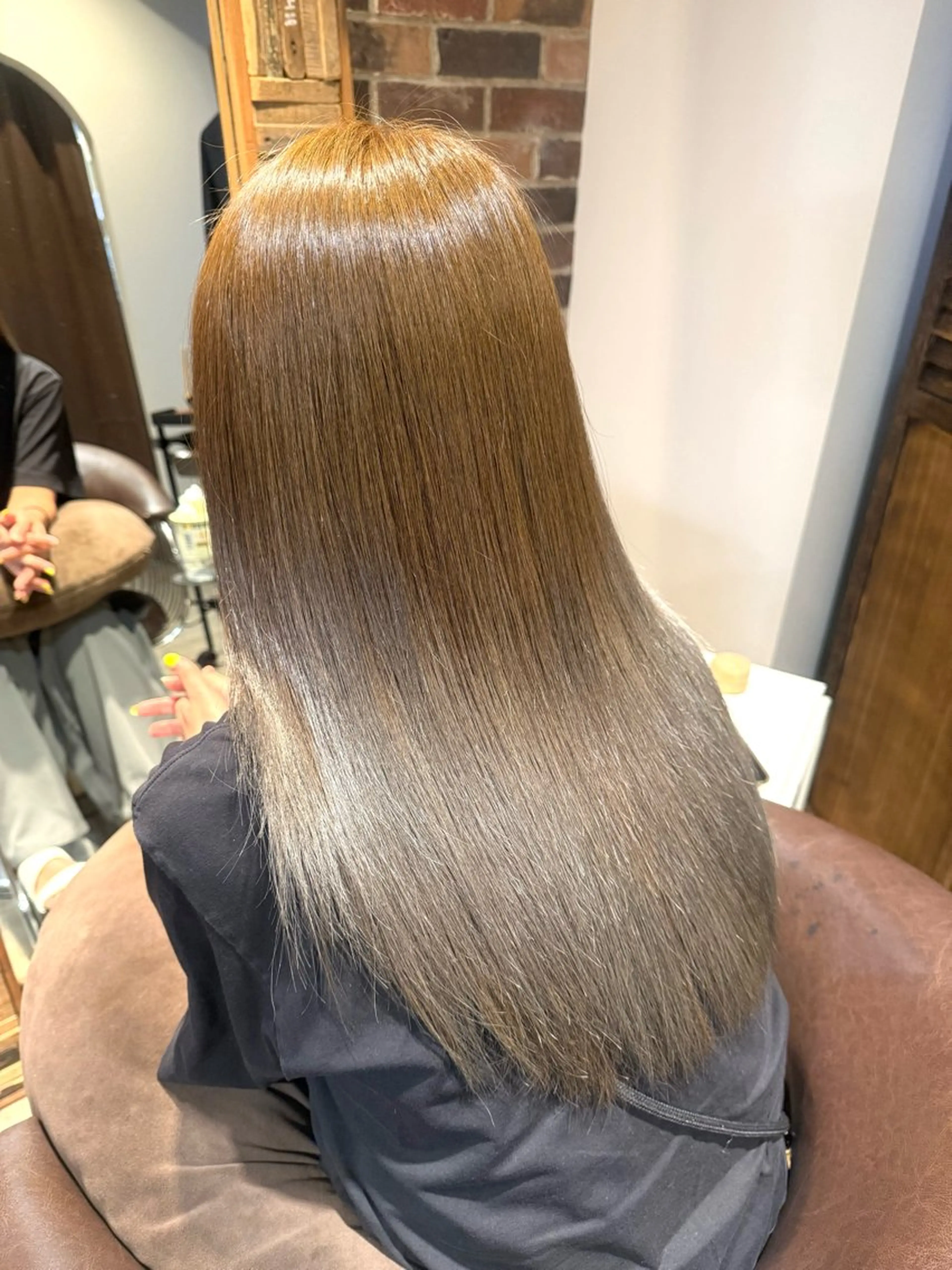 ロング カラー ブリーチ ダブルカラー ブリーチなしカラー AROMA hair 🫧fuyukaのヘアスタイル