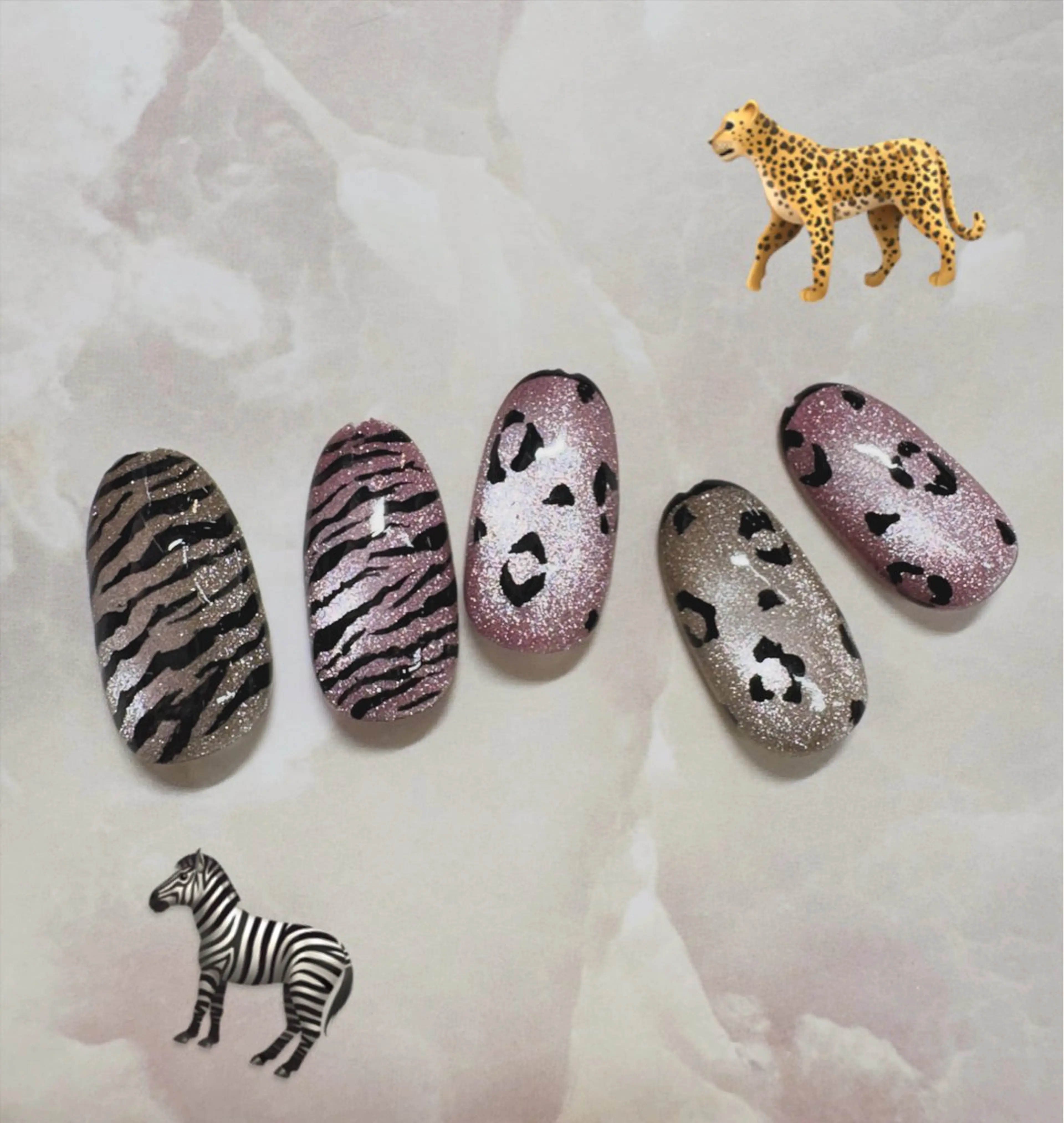 ネイル アニマル柄 Beloved ailaのネイルデザイン