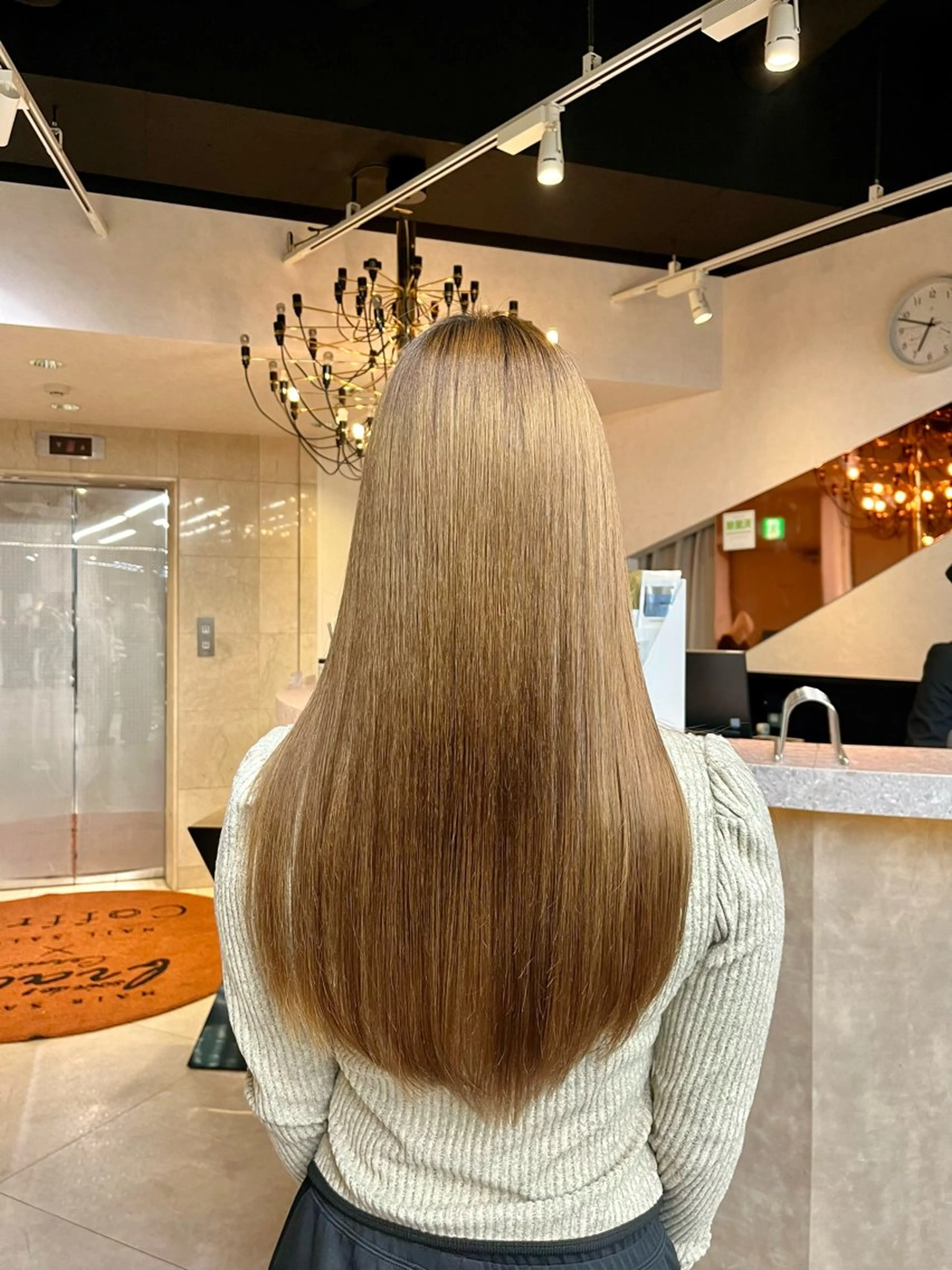 ロング み ゆのヘアスタイル