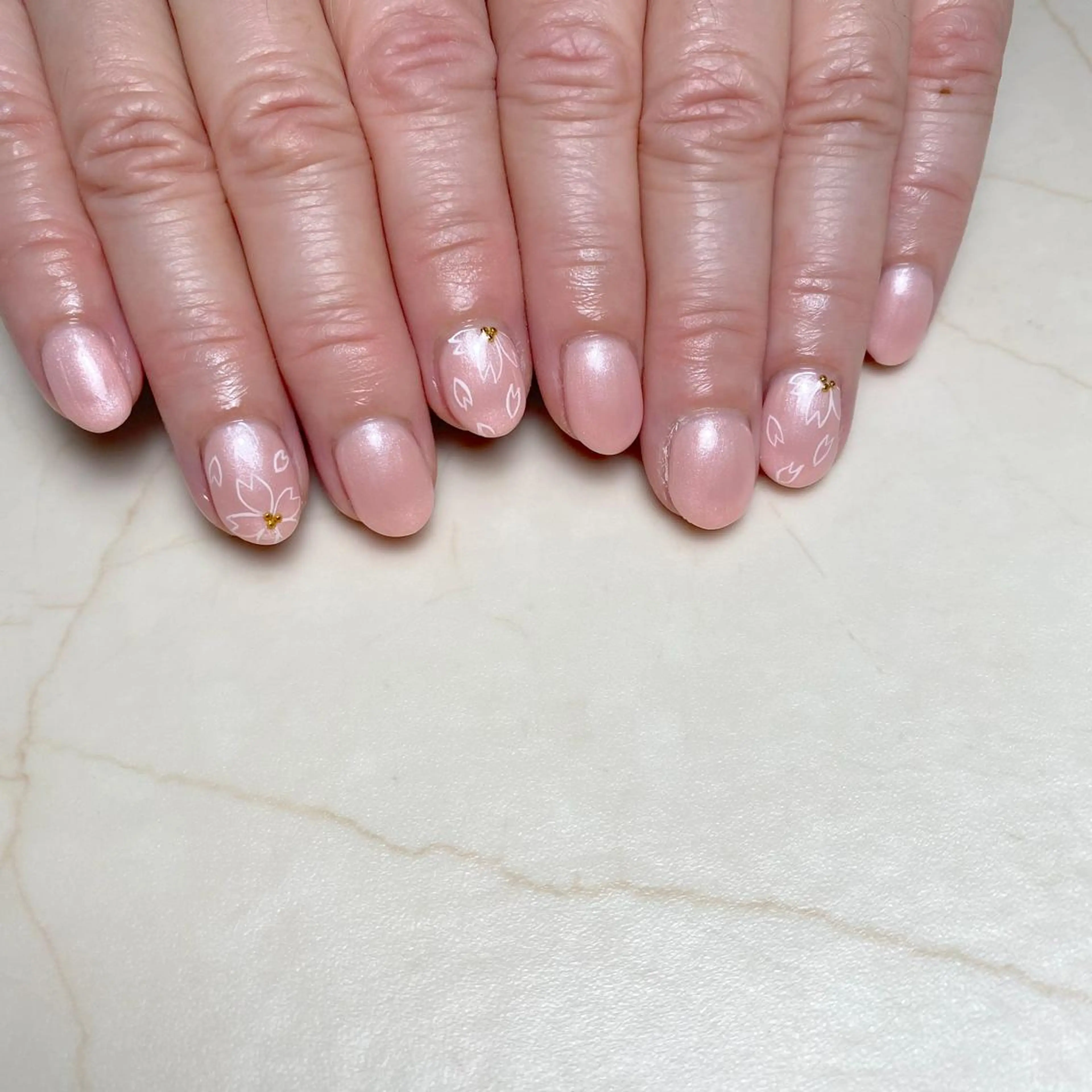 ネイル NAILSALON RandU...のネイルデザイン