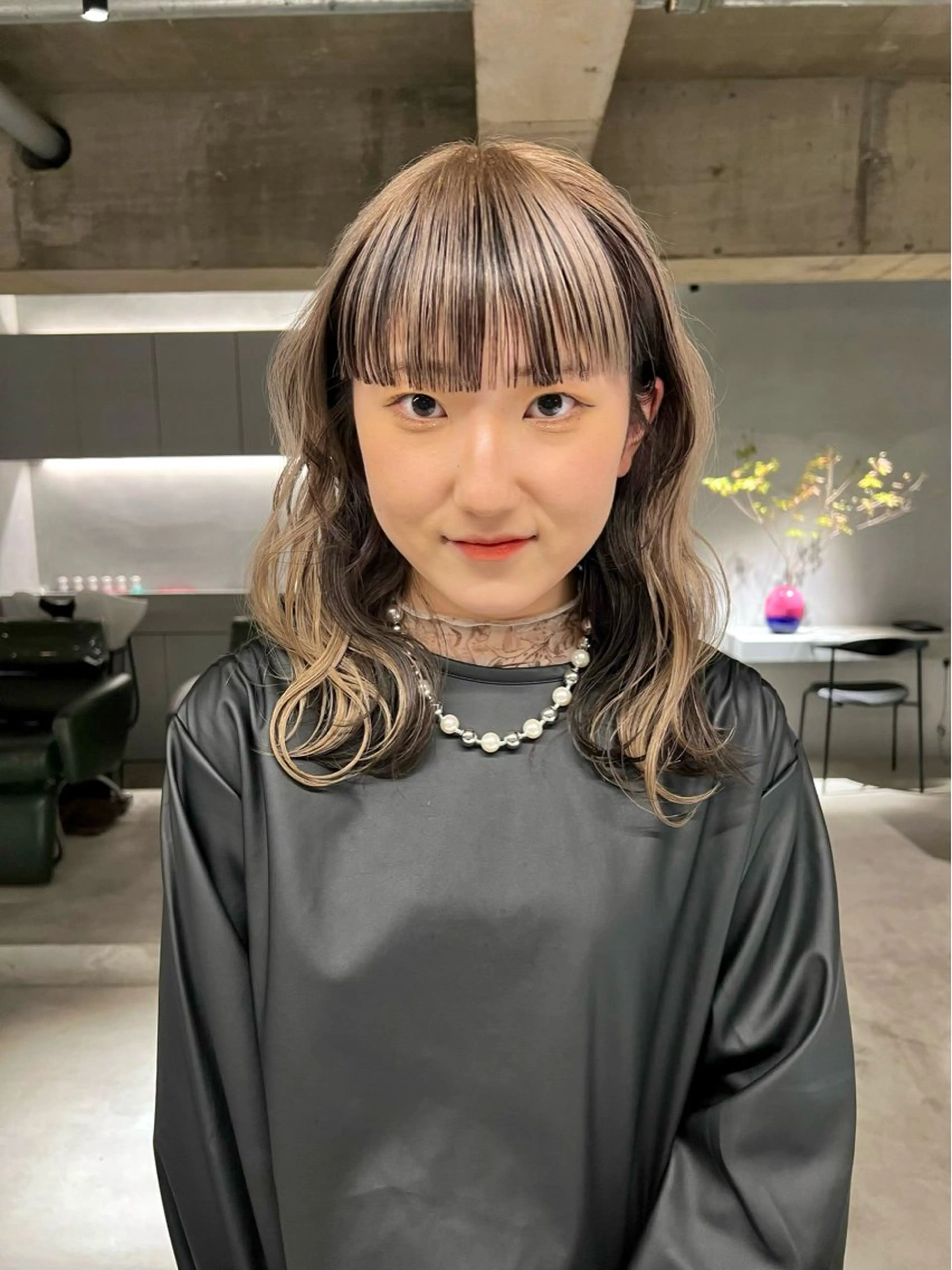 ミディアム カラー カット ヘアカラー トリートメント rire所属・宮川 日菜子のヘアスタイル