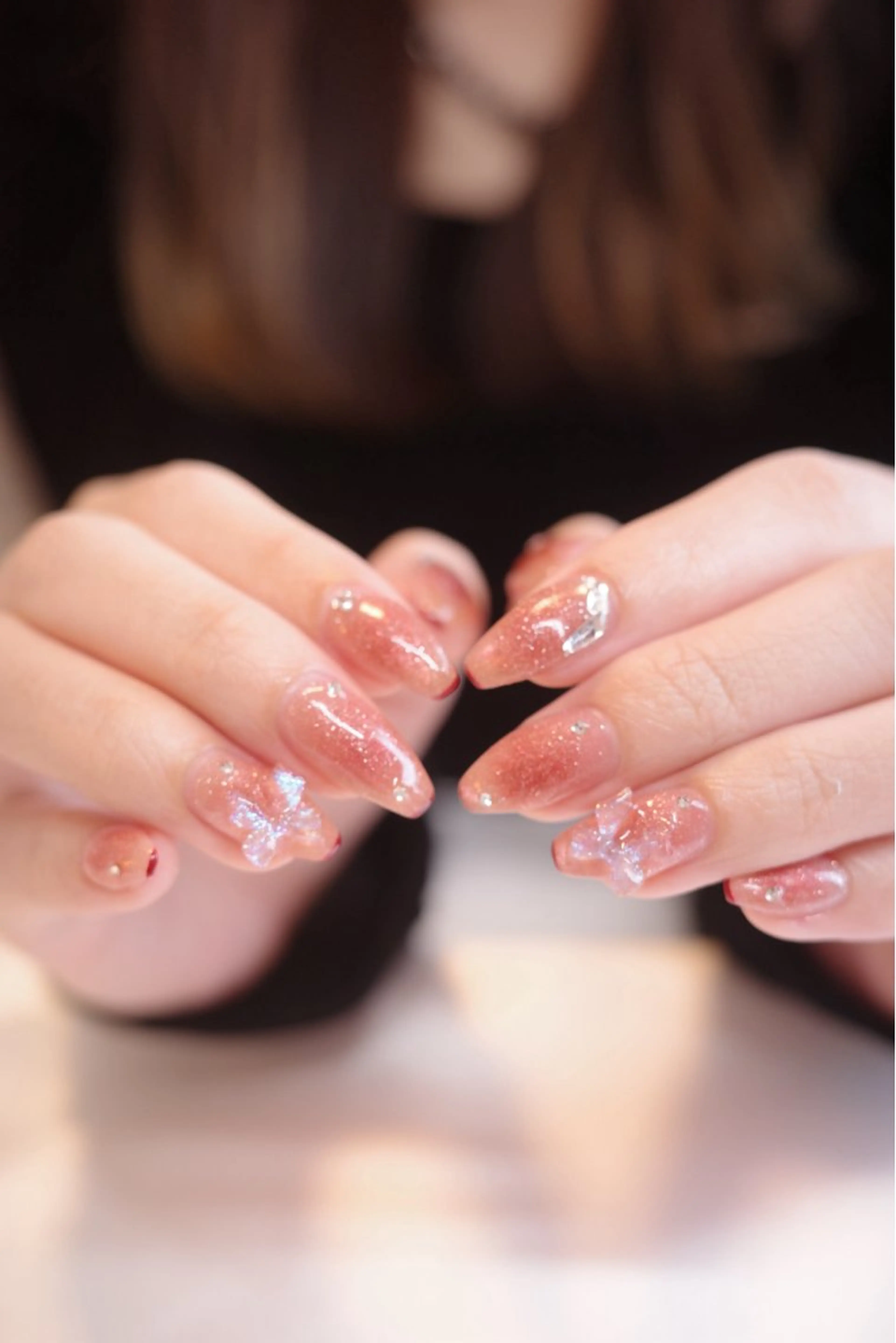 ネイル ハンドネイル フットネイル Locèlon .のネイルデザイン