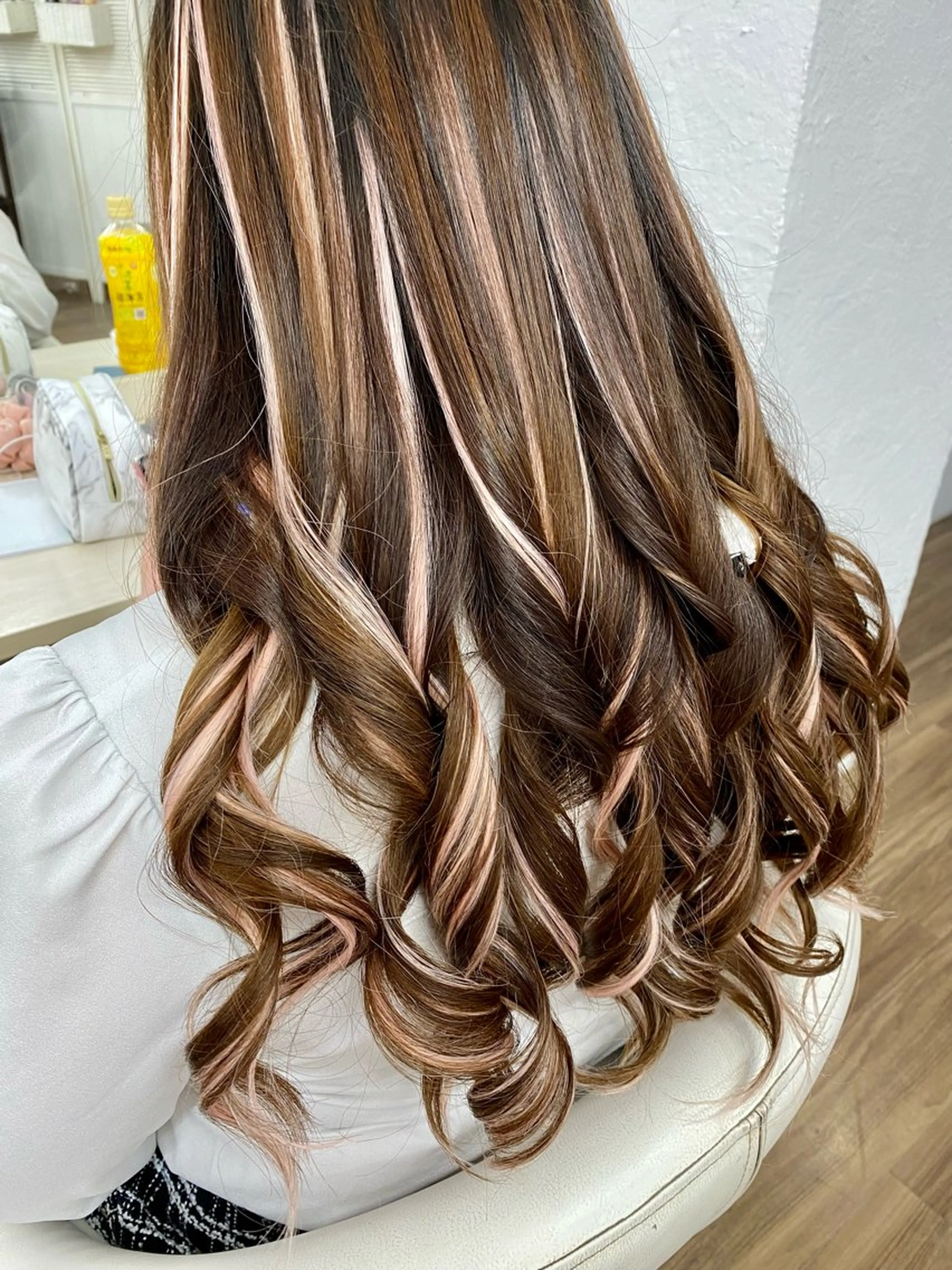 エクステ GLOSS 心斎橋 山上のヘアスタイル