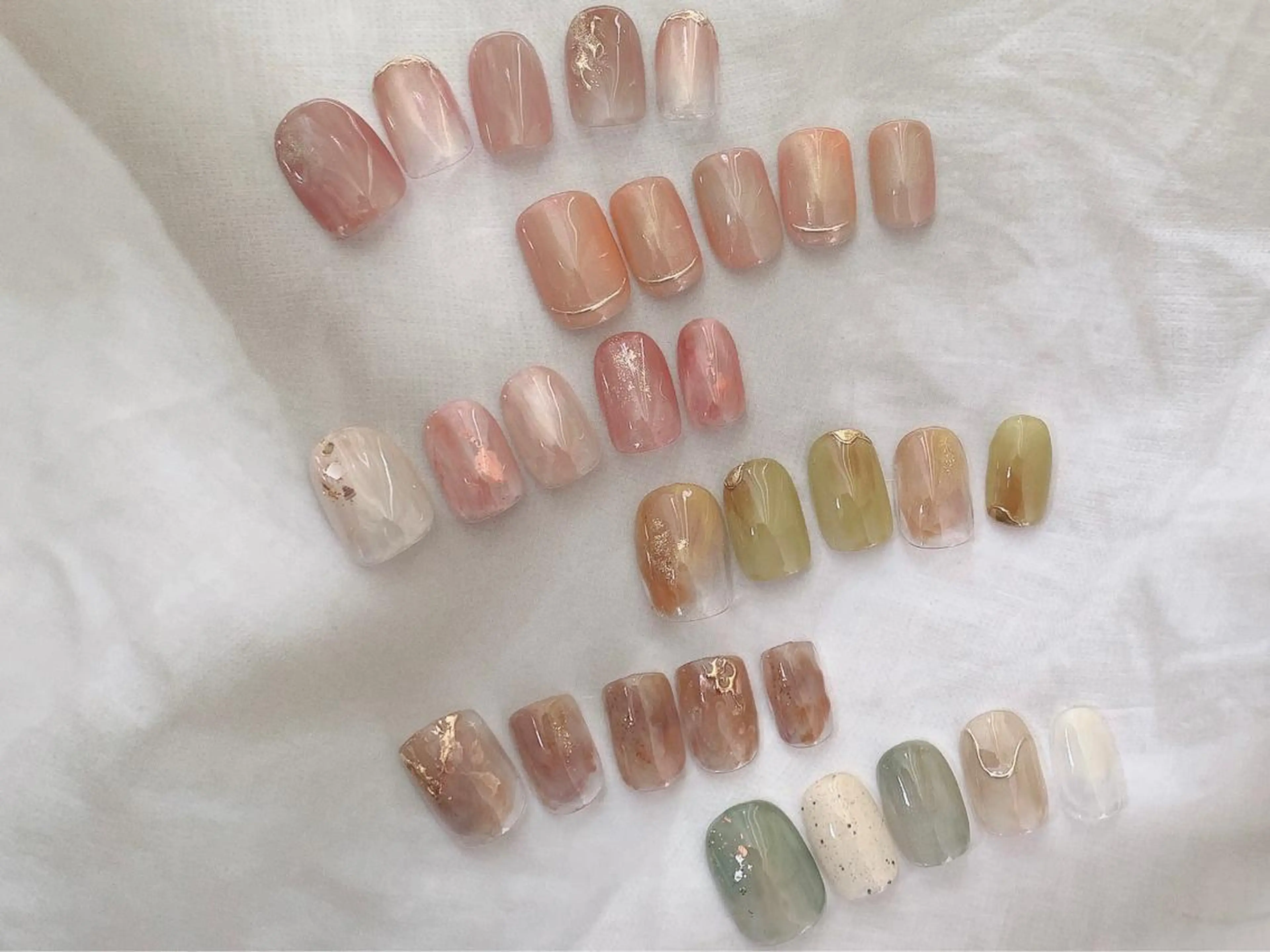 ショート ネイル 春ネイル ハンドネイル Cachette miyukiのネイルデザイン