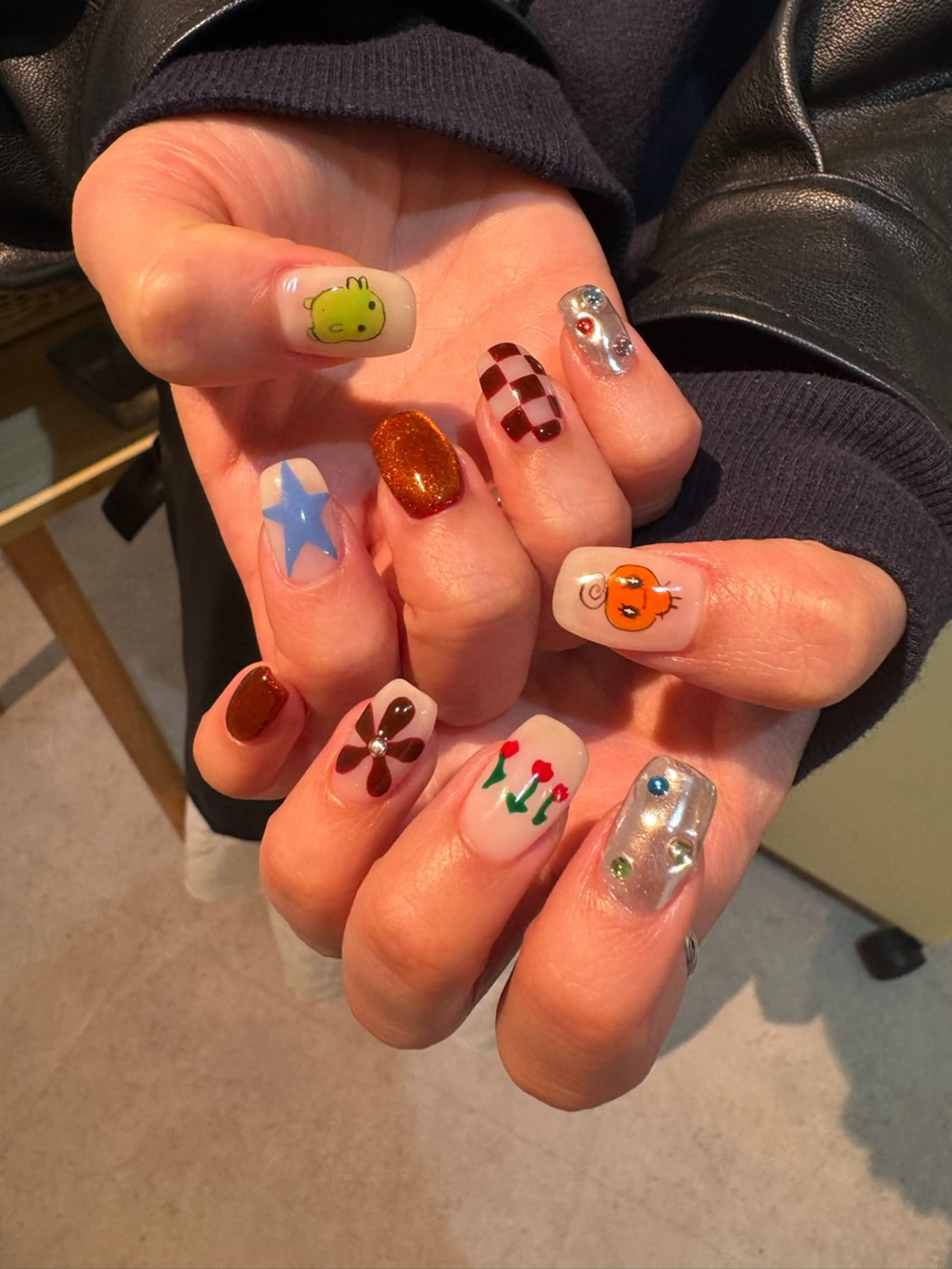 ネイル ハンドネイル AOI✩⡱ y2kネイルのネイルデザイン