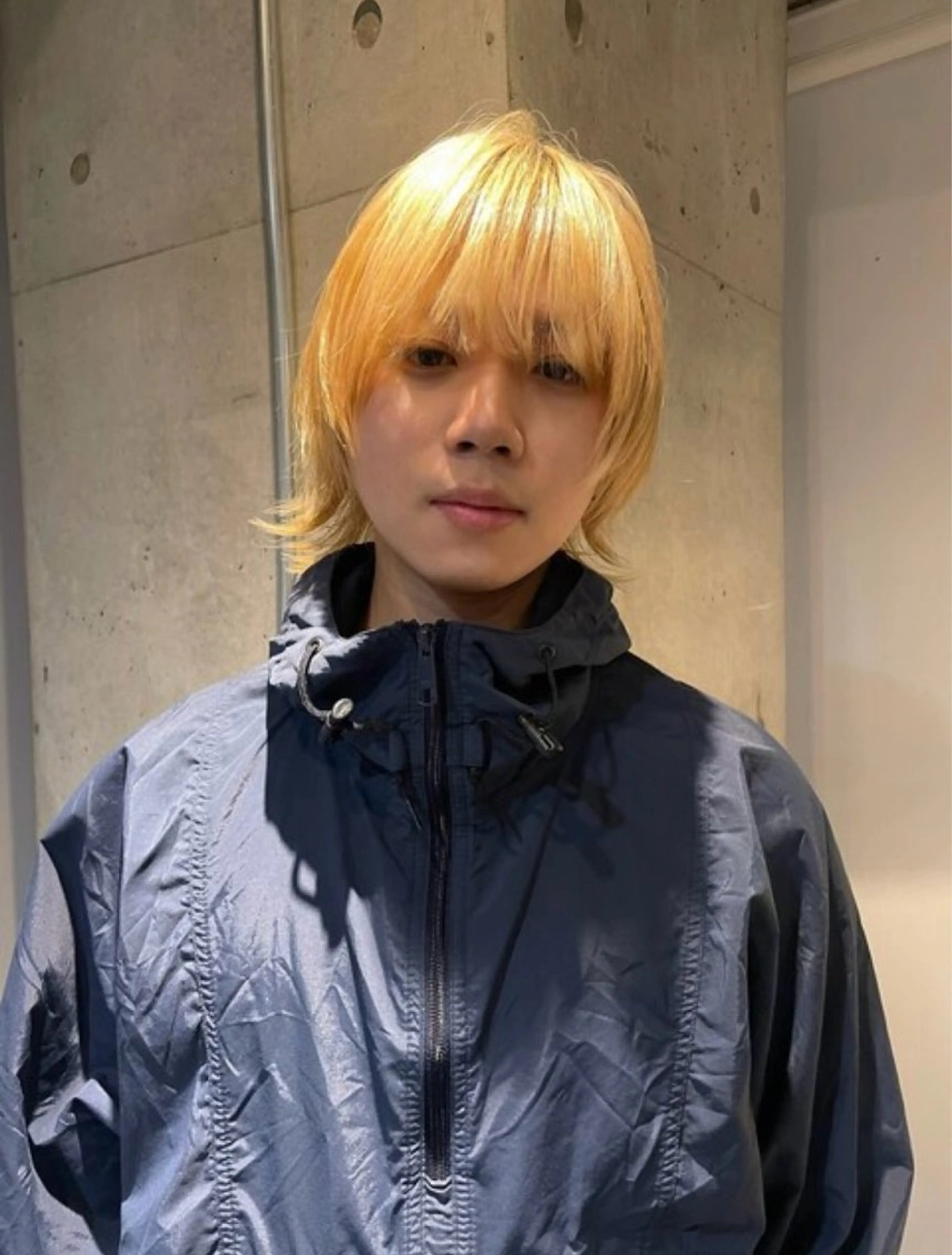 ミディアム 川東 惟来のヘアスタイル