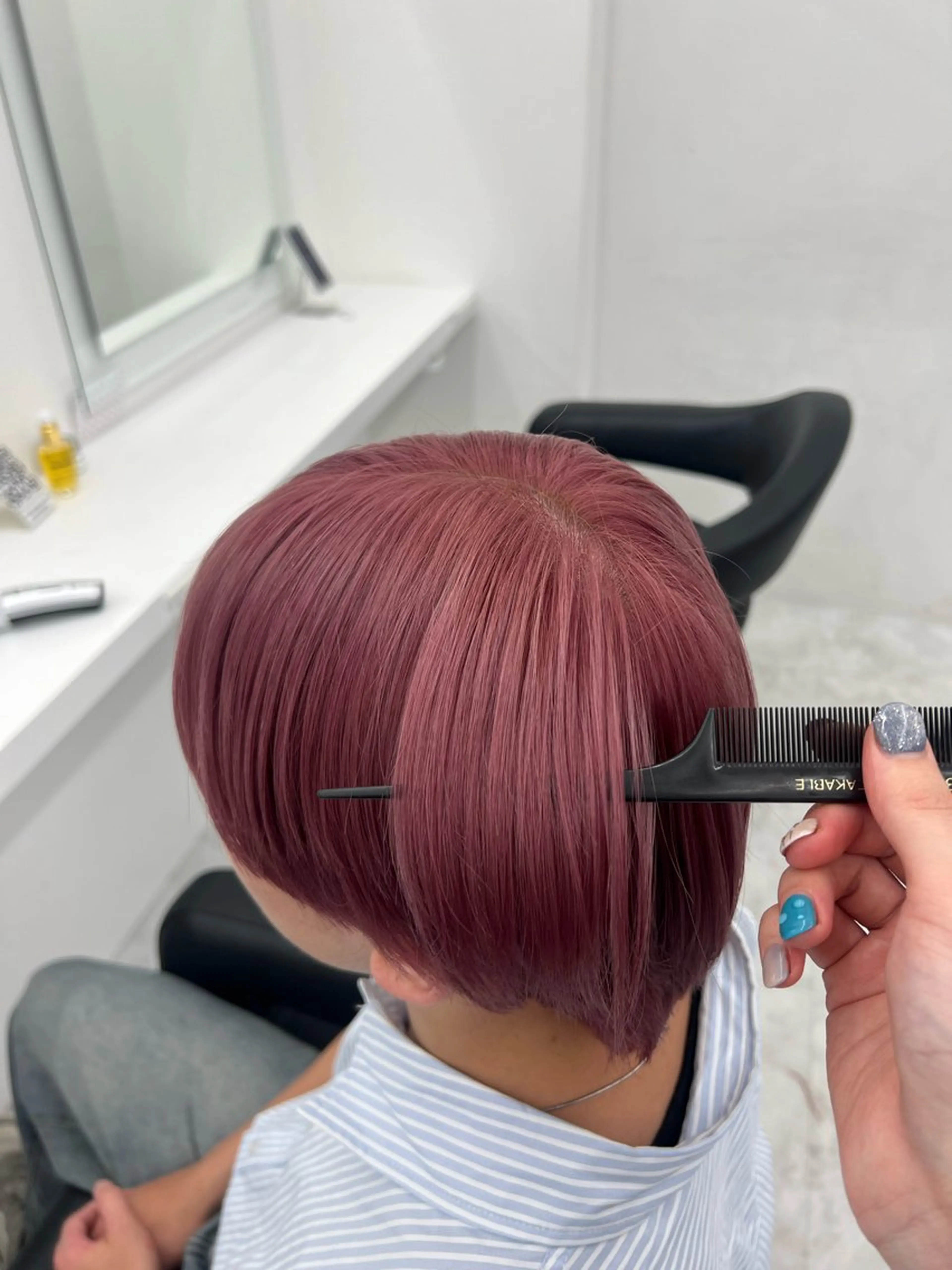 ショート カラー 💖似合わせカラー レイヤー💖ブリーチのヘアスタイル