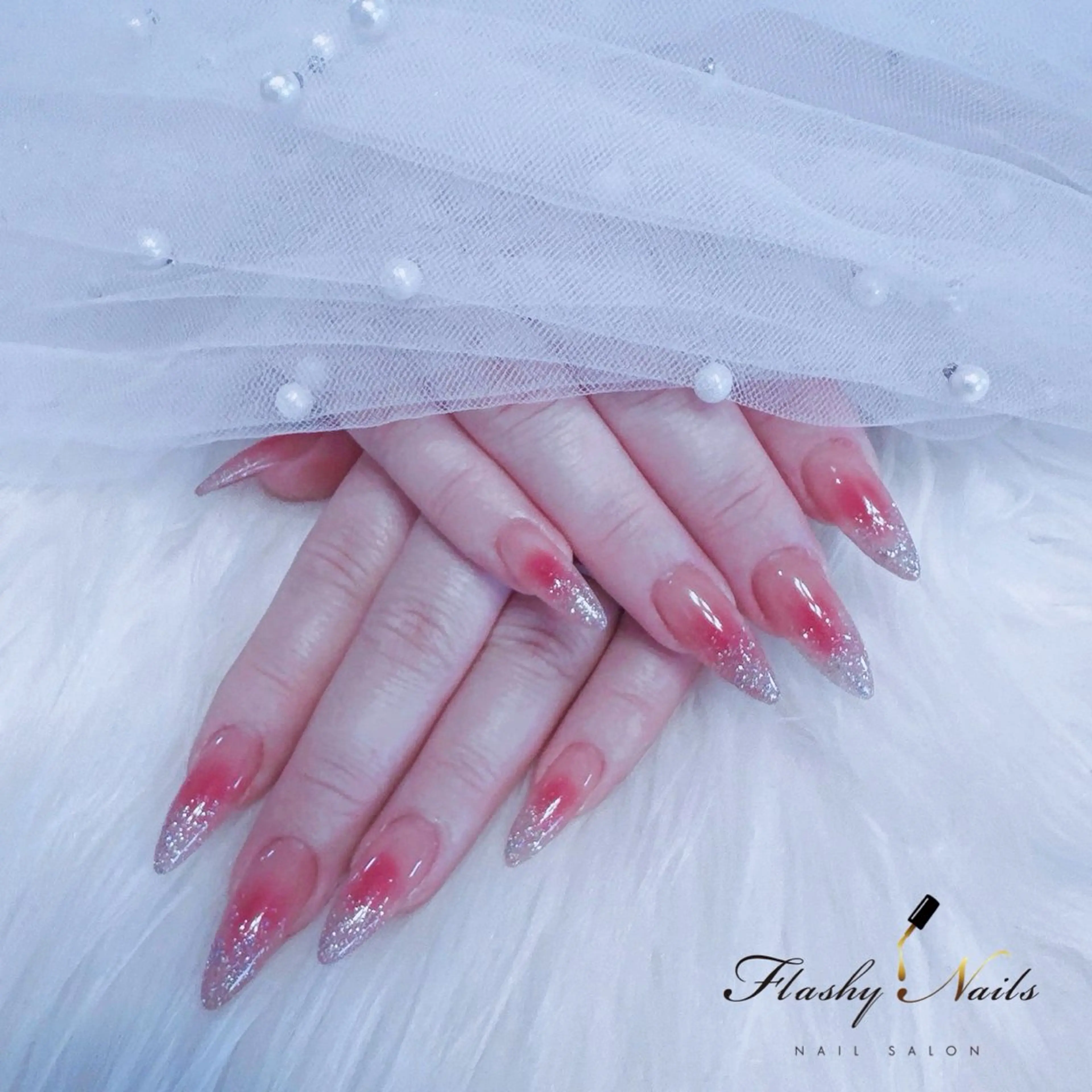 ネイル アートネイル 長さ出し Flashy Nailsのネイルデザイン