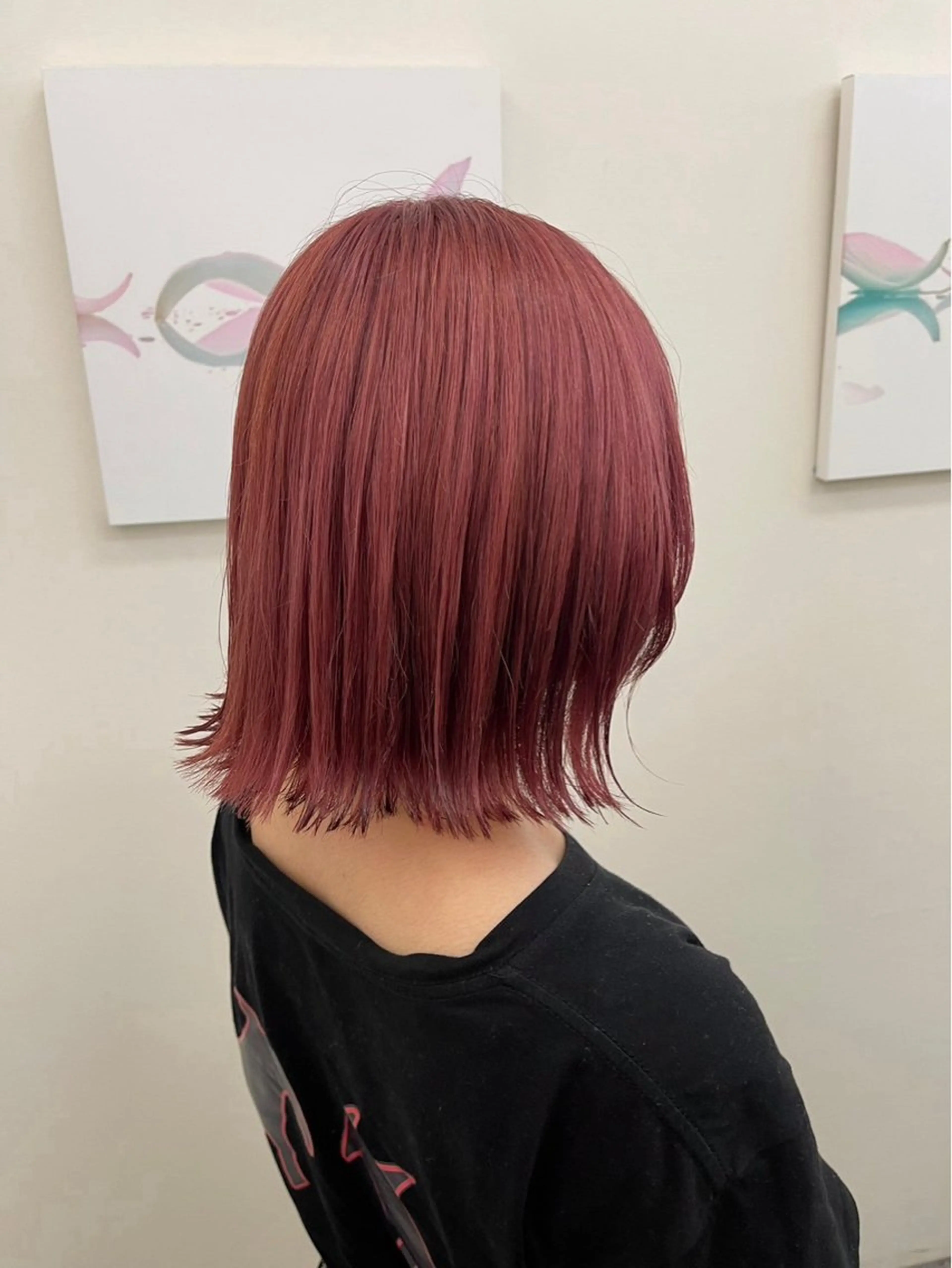 ミディアム カラー カシス ピンクカラー ParveMix 岡本えりかのヘアスタイル