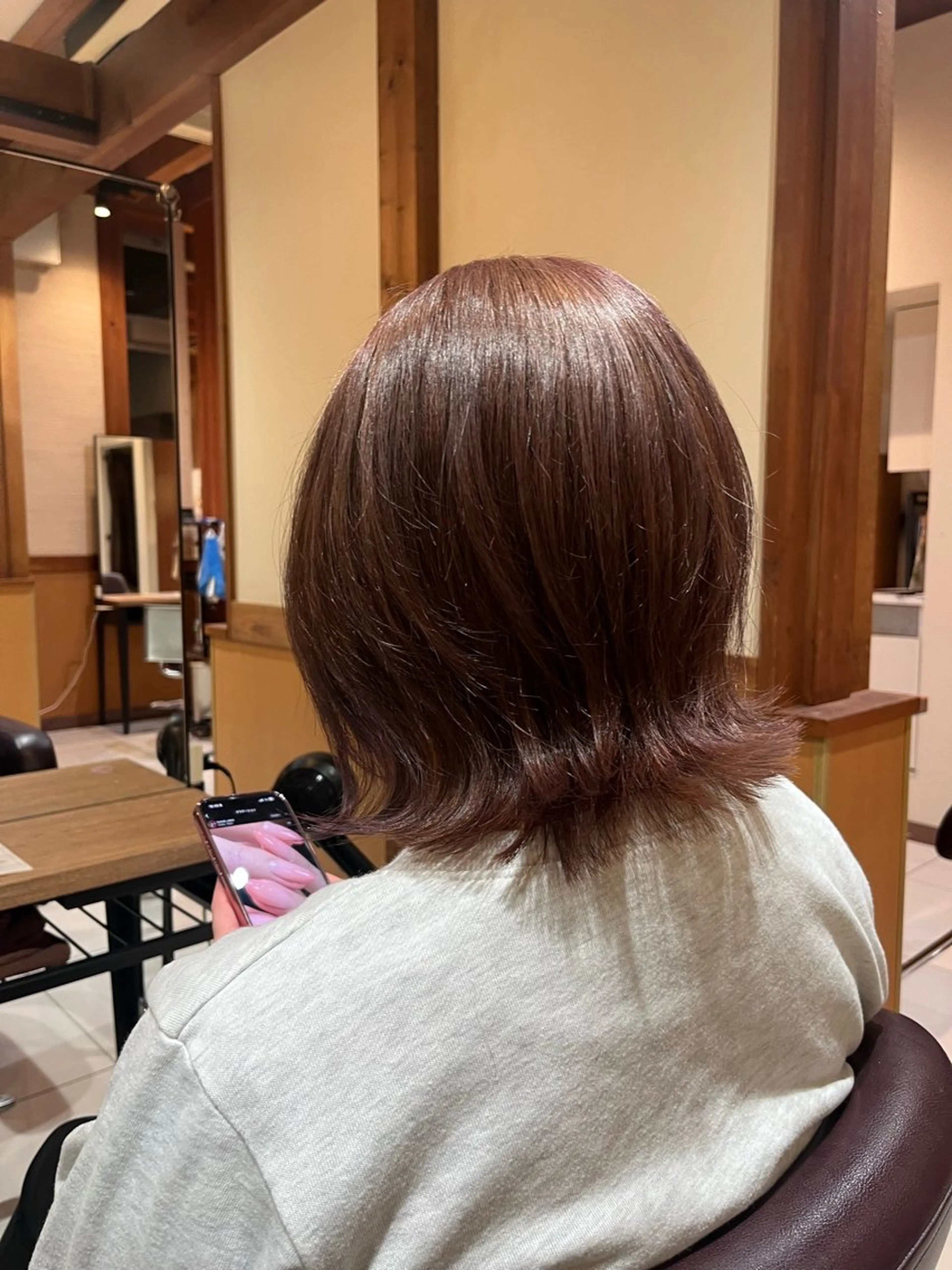 ミディアム SERA / TAIGAのヘアスタイル