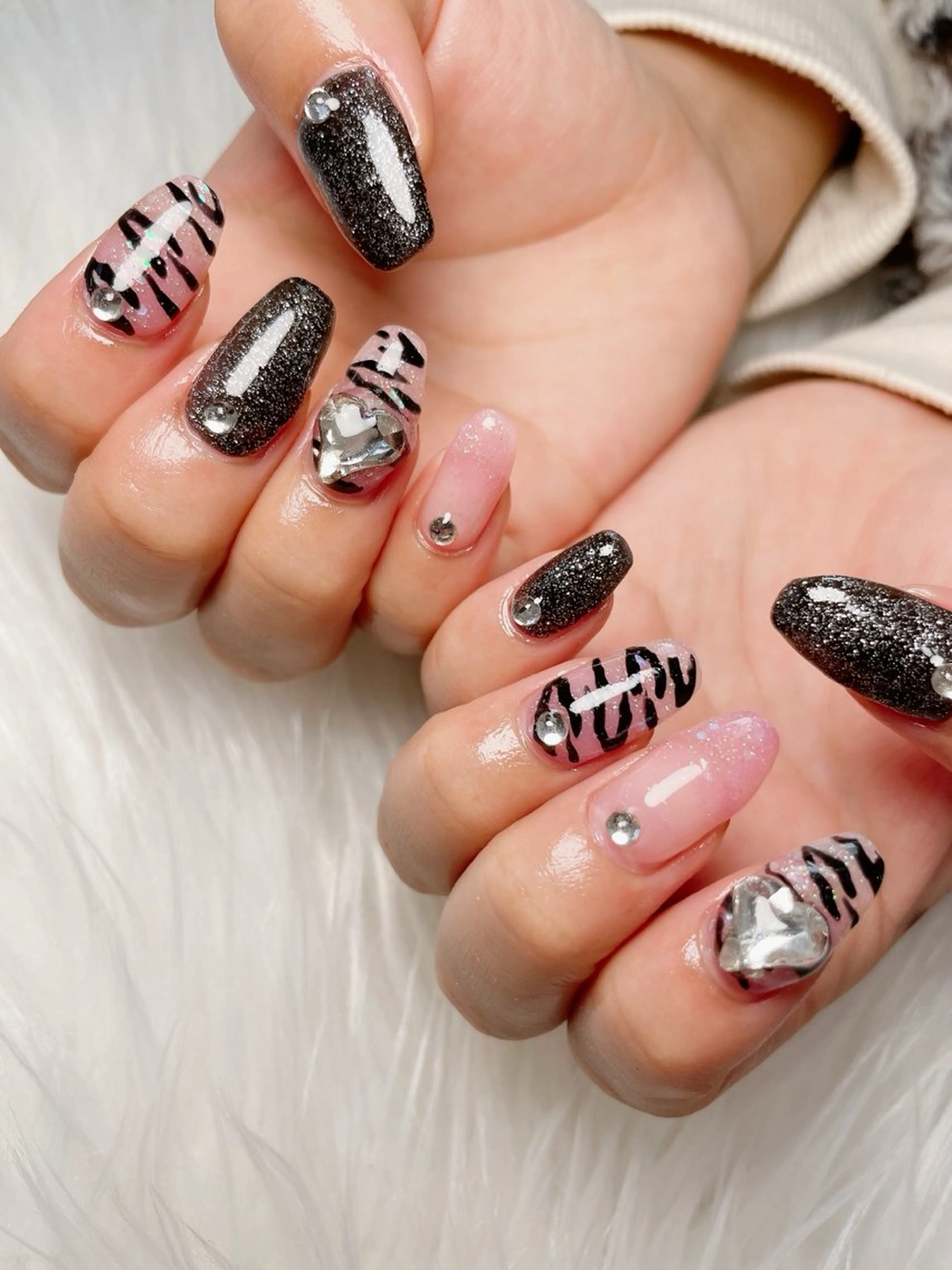 ネイル アニマル柄 ハート nailsalon Rinのネイルデザイン