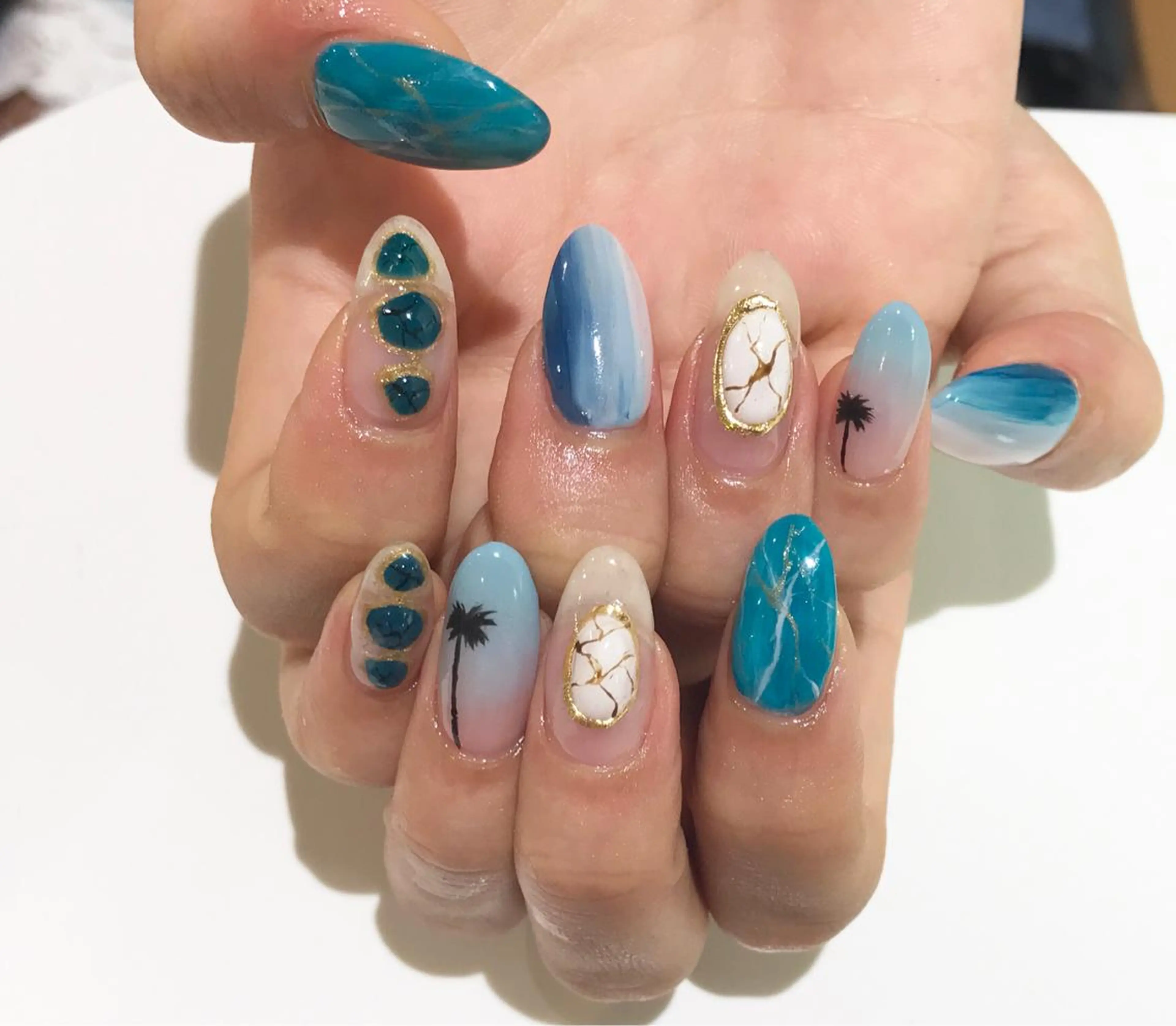 ネイル 舞田 苑香のネイルデザイン