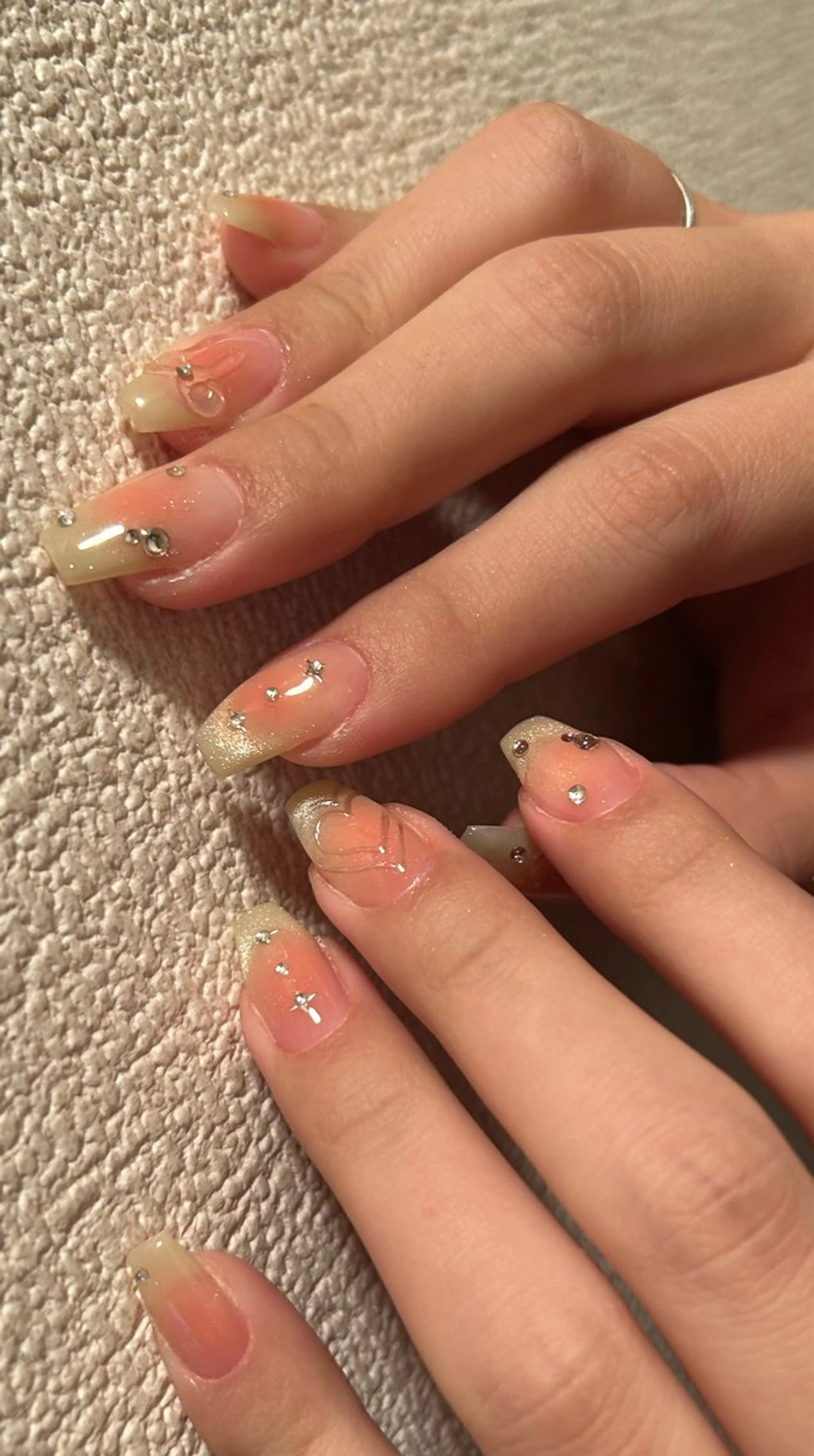 ネイル ハンドネイル フットネイル 三味 夏生のネイルデザイン