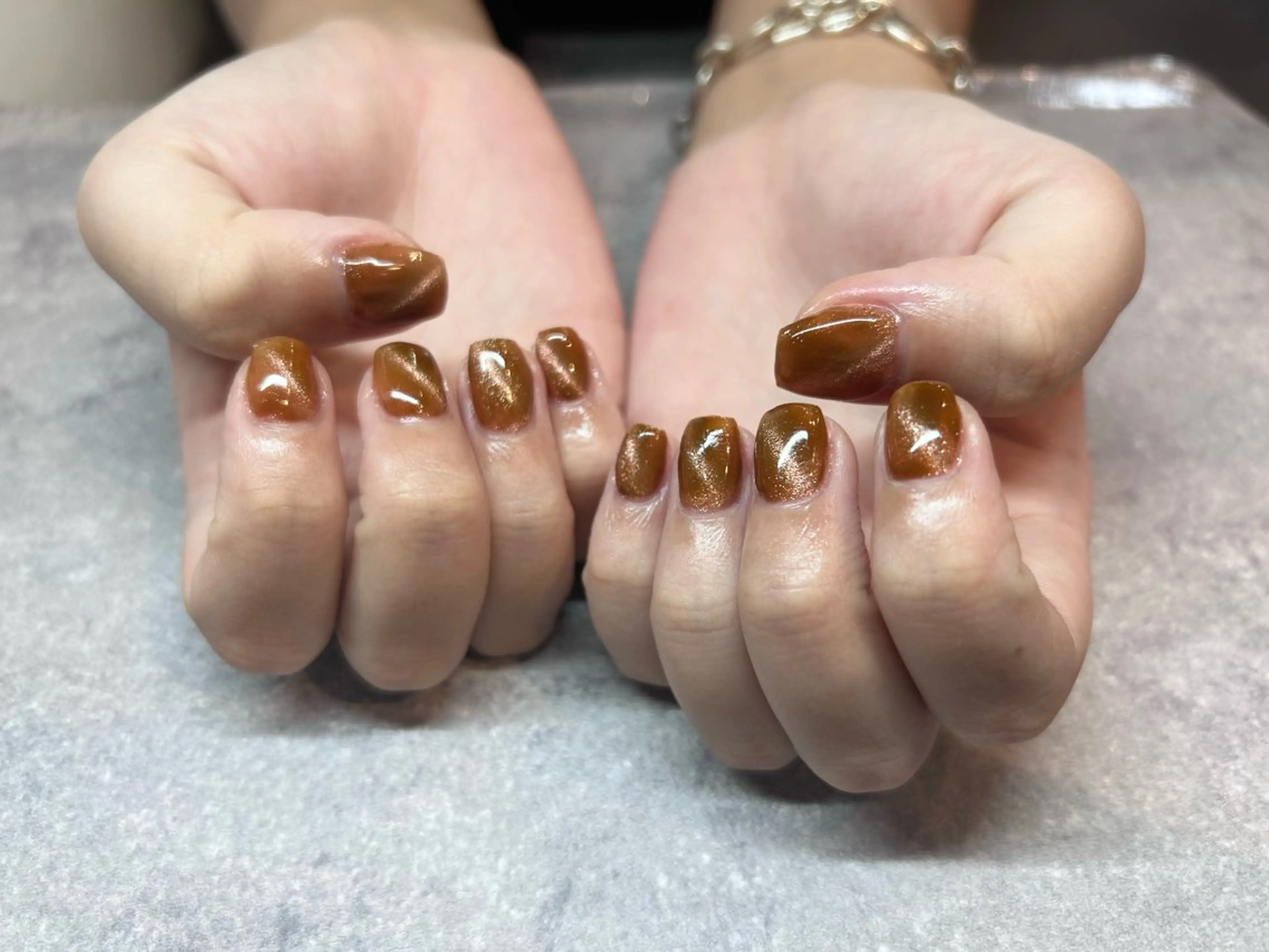 ネイル ブラウン スクエアネイル ハンドネイル 天野 希綾のネイルデザイン