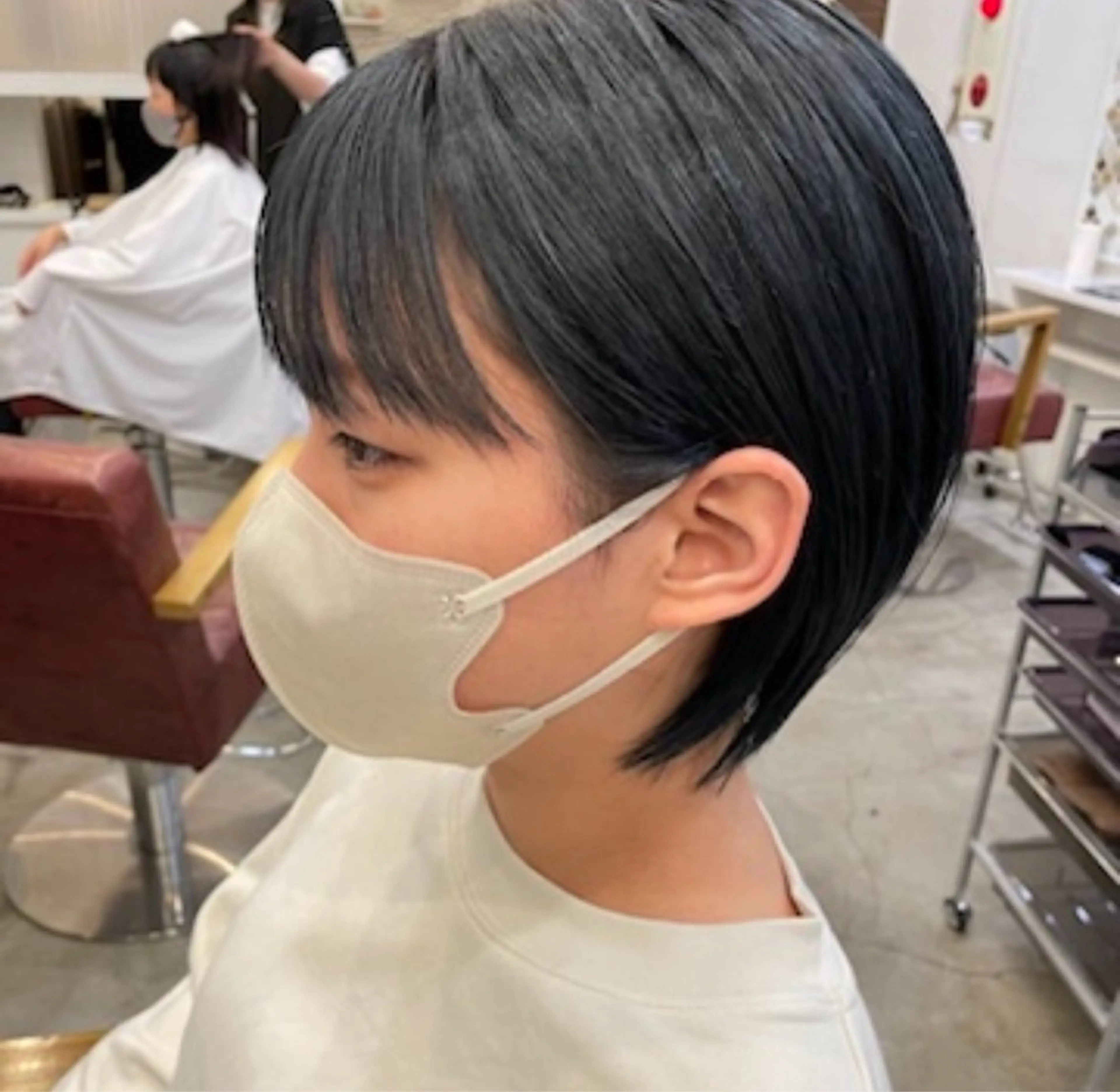 ショート カラー ヘアカラー トリートメント 村上 滉弥のヘアスタイル
