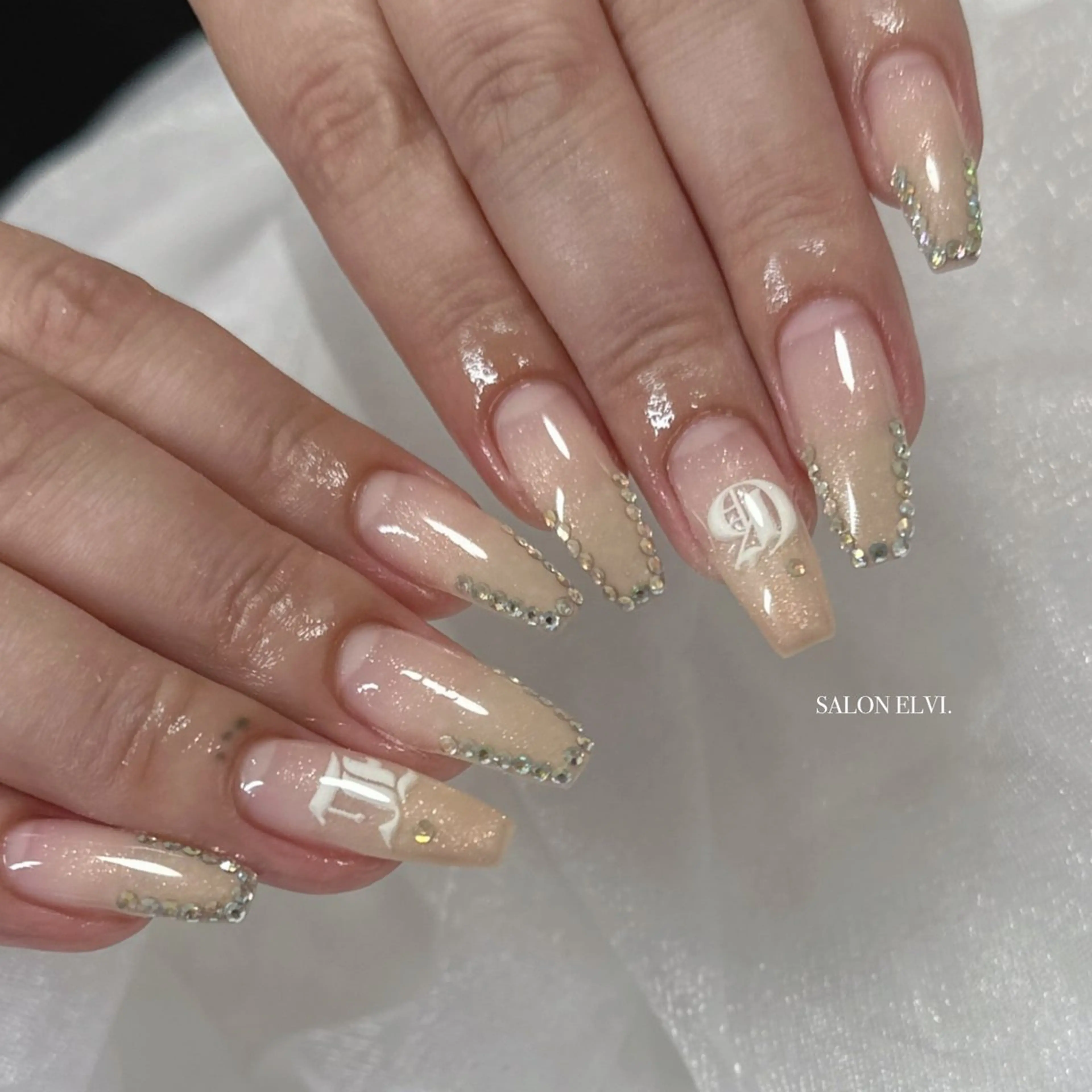 ネイル SALON ELVI.のネイルデザイン