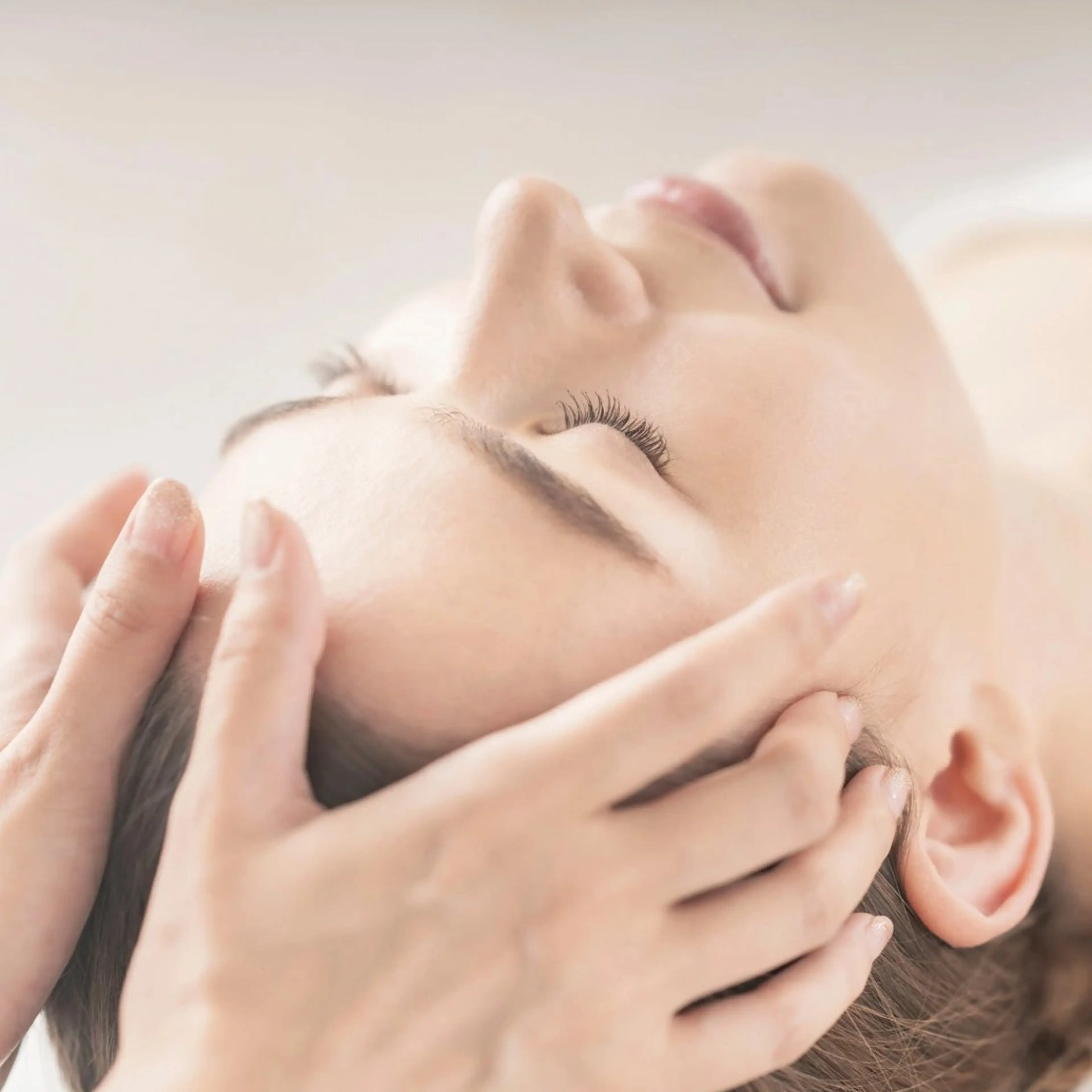 美脚マエストラ 上野由理の眉毛・アイブロウイメージ