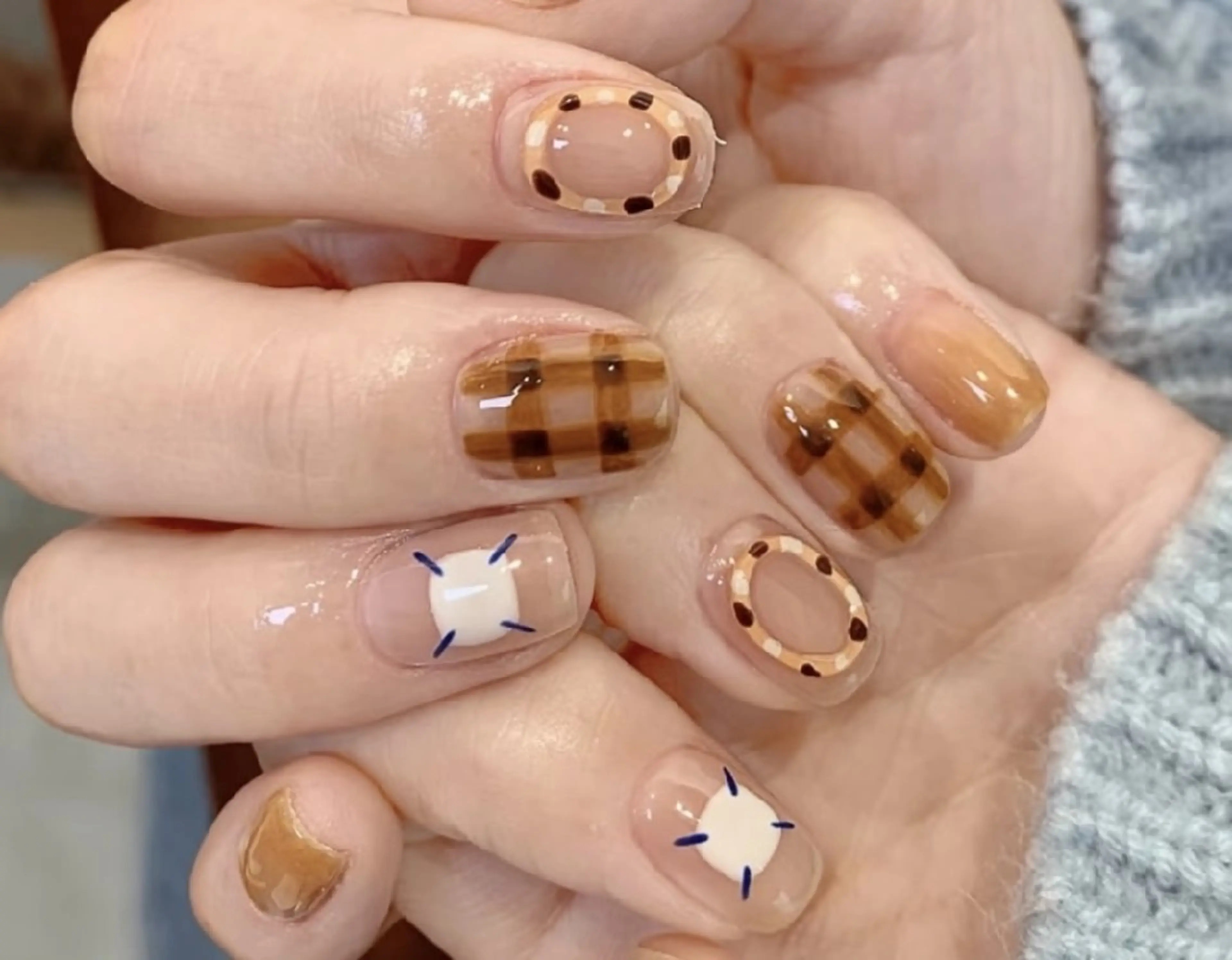 ネイル パラジェル&フィルイン取り扱いサロンSol Nail所属・Sol Nail ミネのネイルデザイン