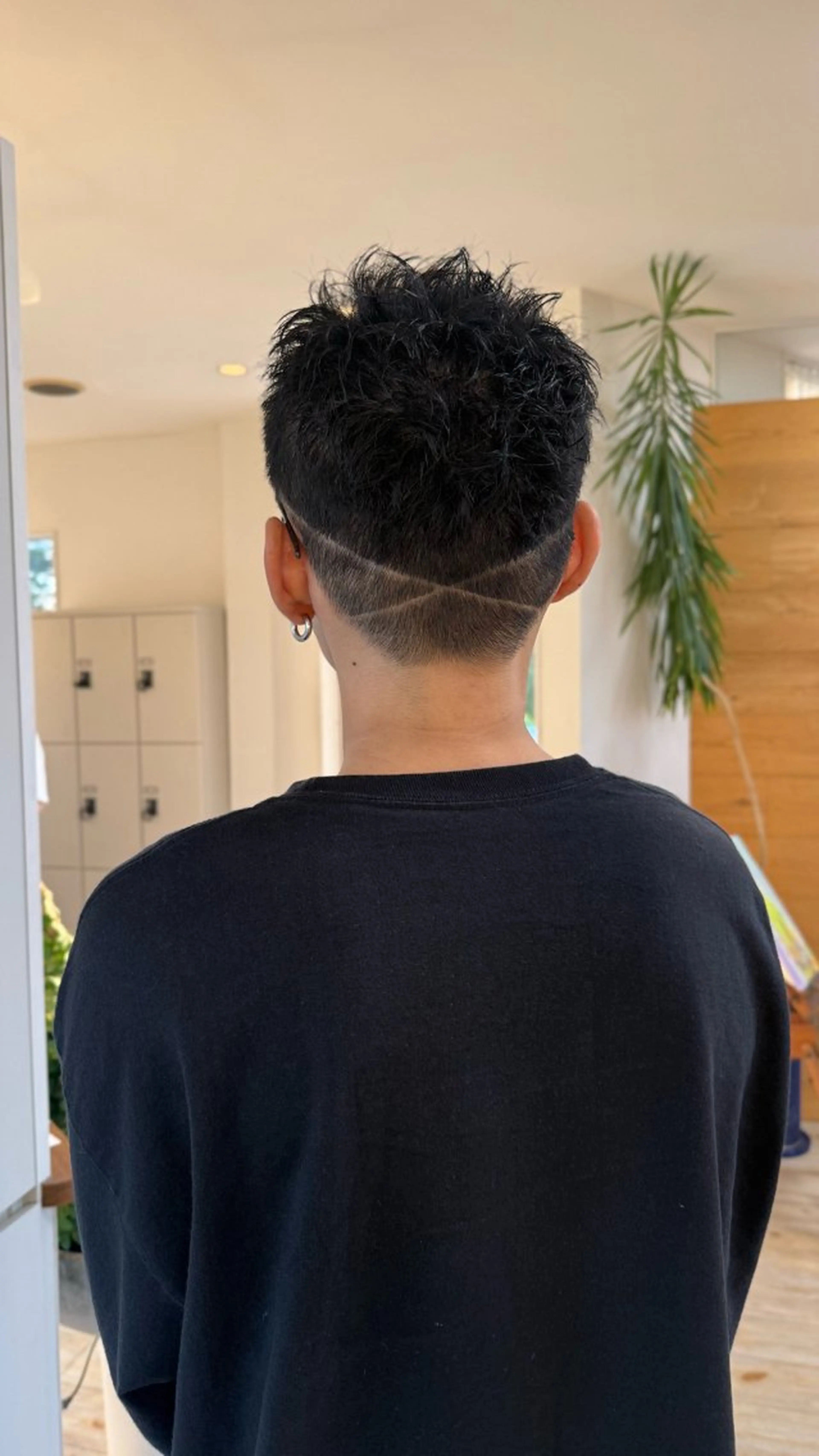 ショート カット 長谷川 絵美のヘアスタイル