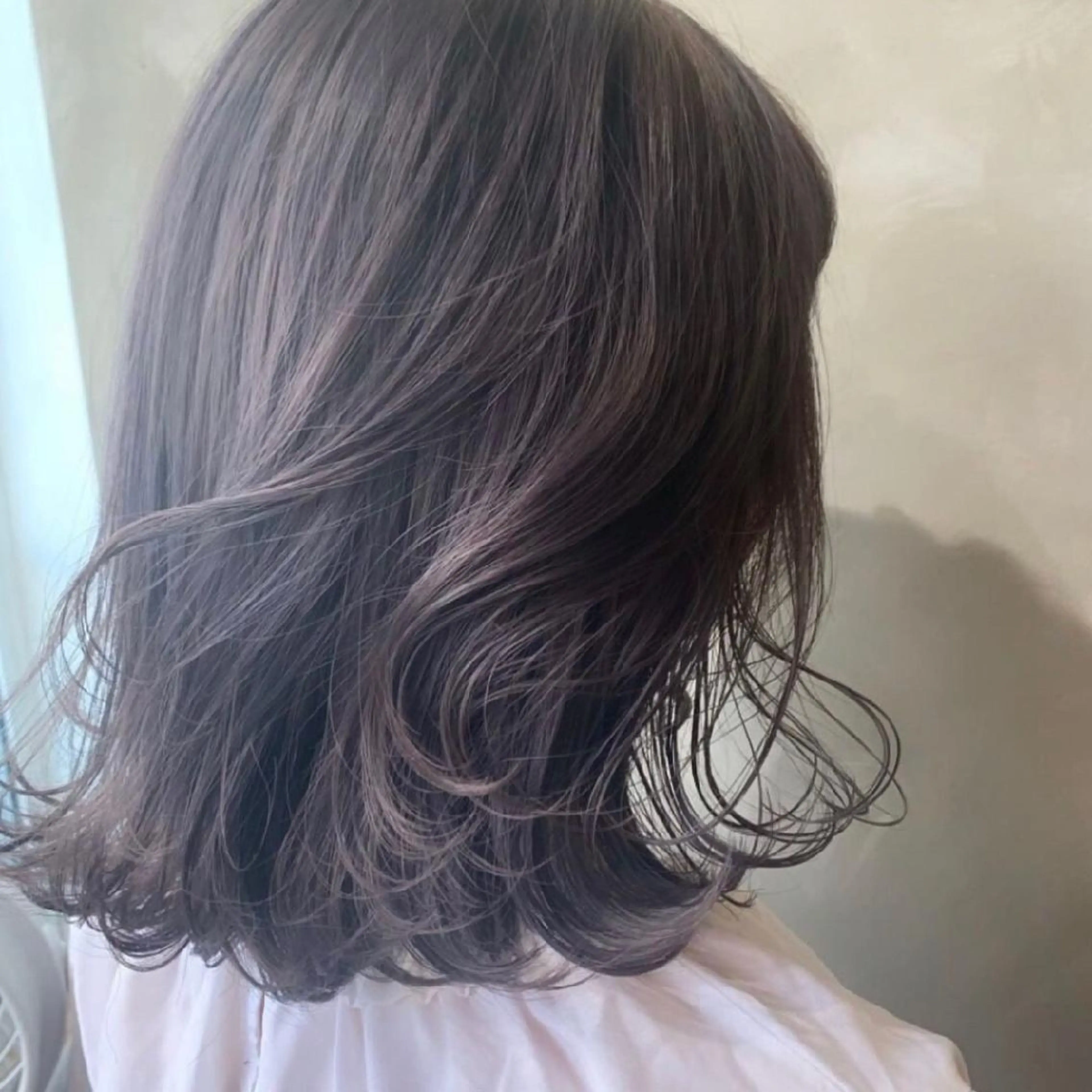 カラー パーマ ヘアアレンジ メンズ ネイル マツエク・マツパ キッズ ミディアム メンズバレイヤージュ メンズブリーチ メンズハイライト メンズインナーカラー メンズ韓国風 カラー特化サロン Eir心斎橋のヘアスタイル